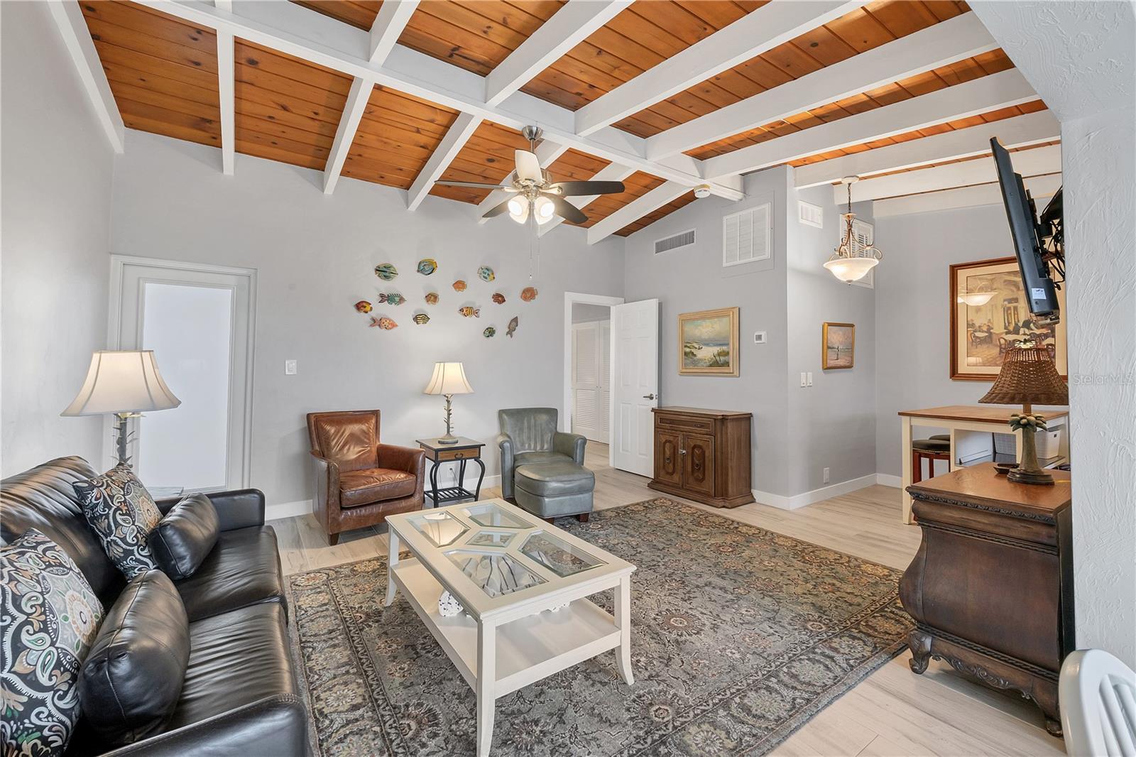 CASA MAR - Residential Lease