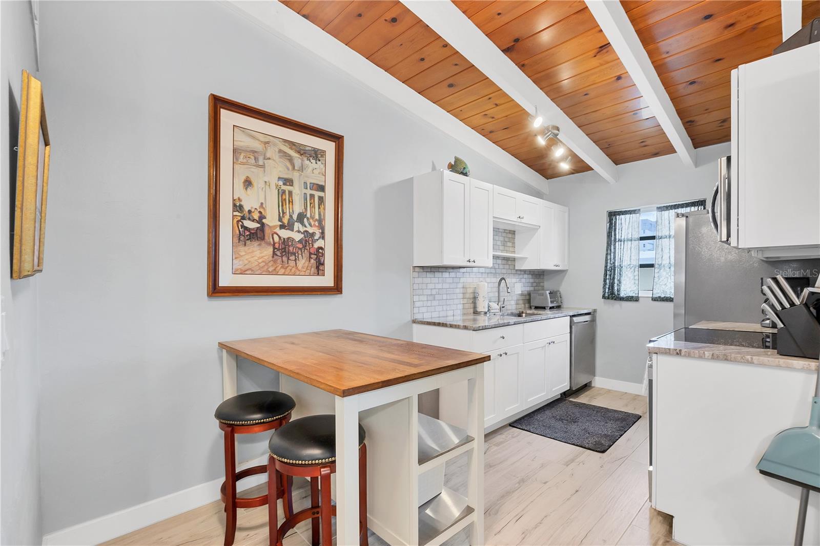 CASA MAR - Residential Lease