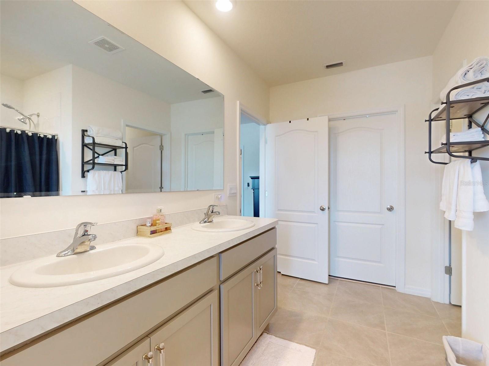 COASTAL WOODS - Residential