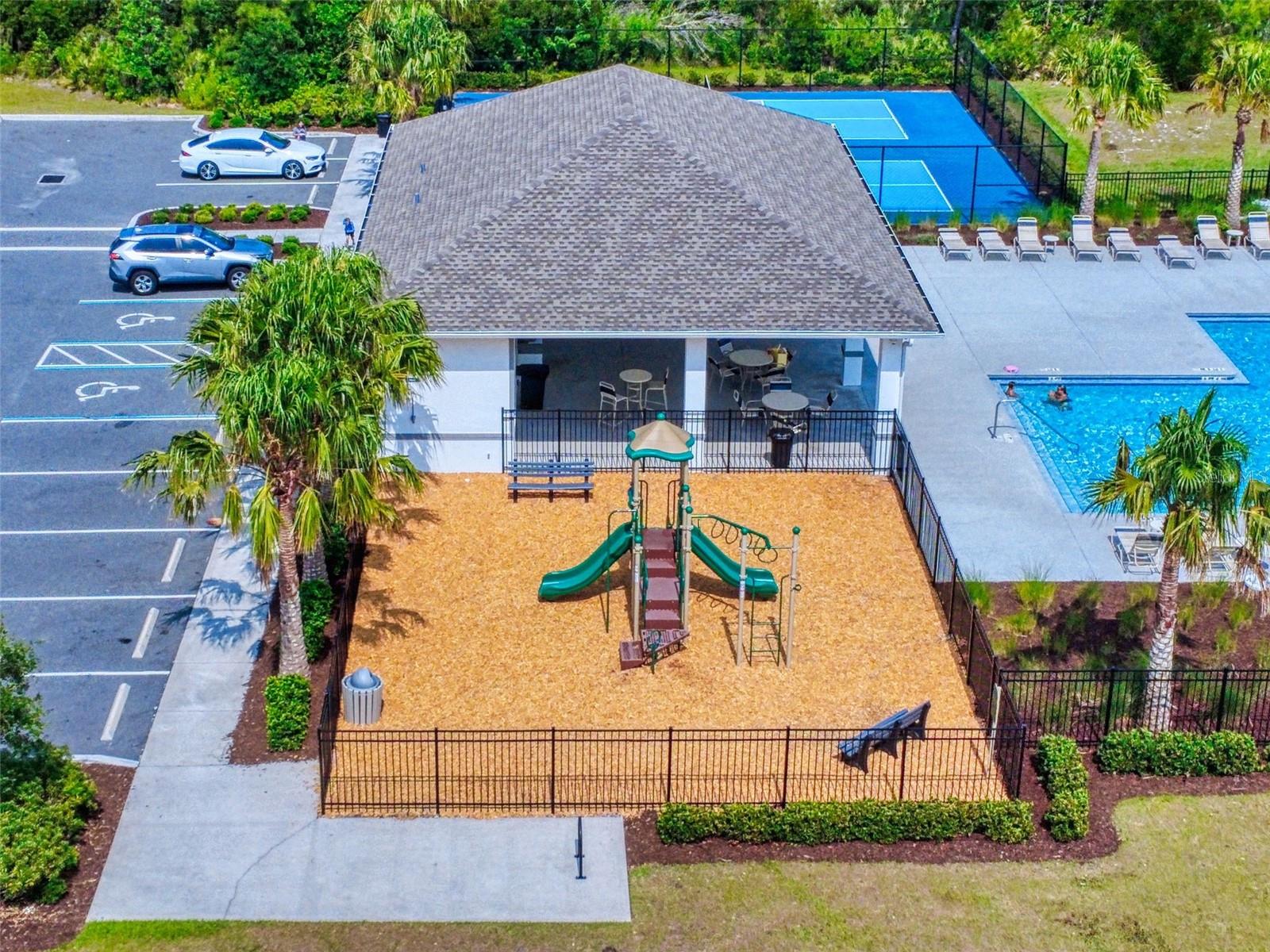 COASTAL WOODS - Residential