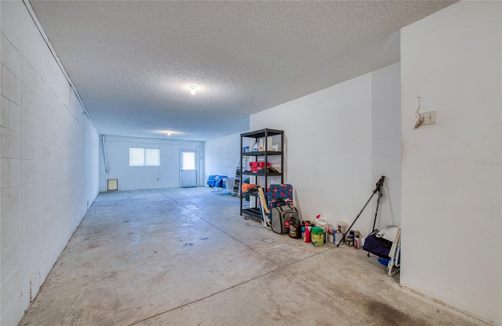 PALMS OF TIERRA - Residential