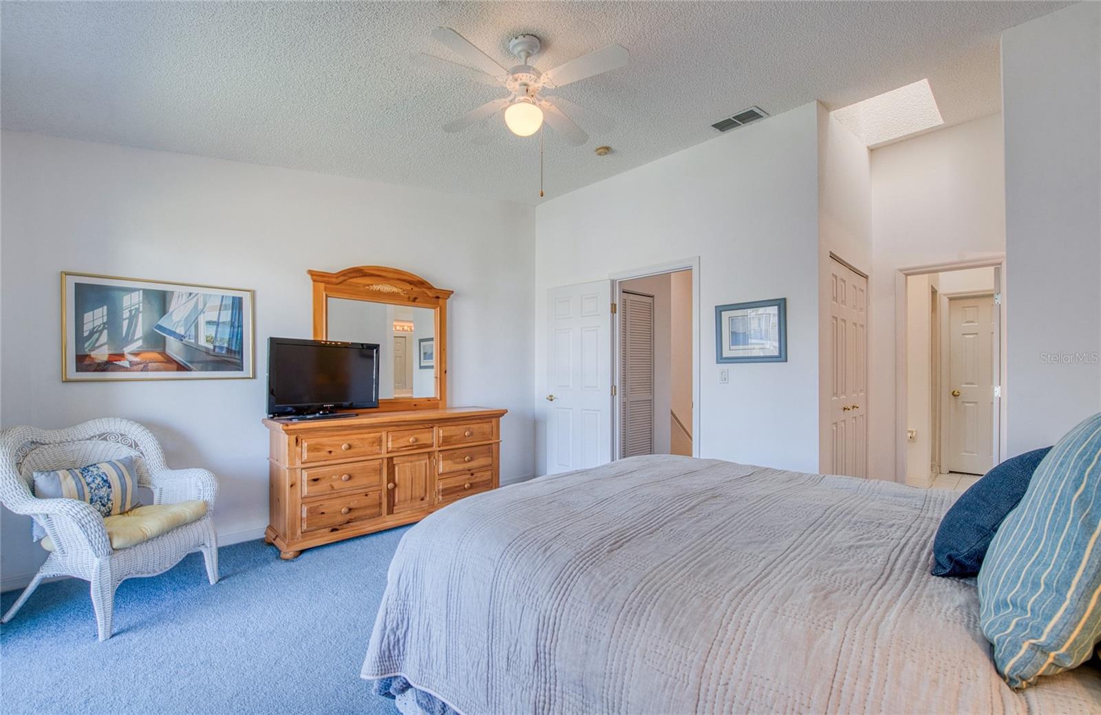 PALMS OF TIERRA - Residential