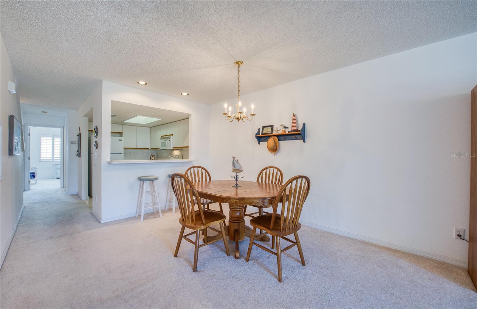 PALMS OF TIERRA - Residential