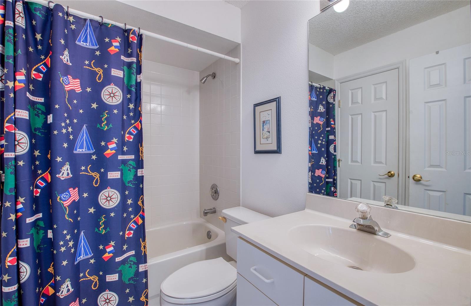 PALMS OF TIERRA - Residential