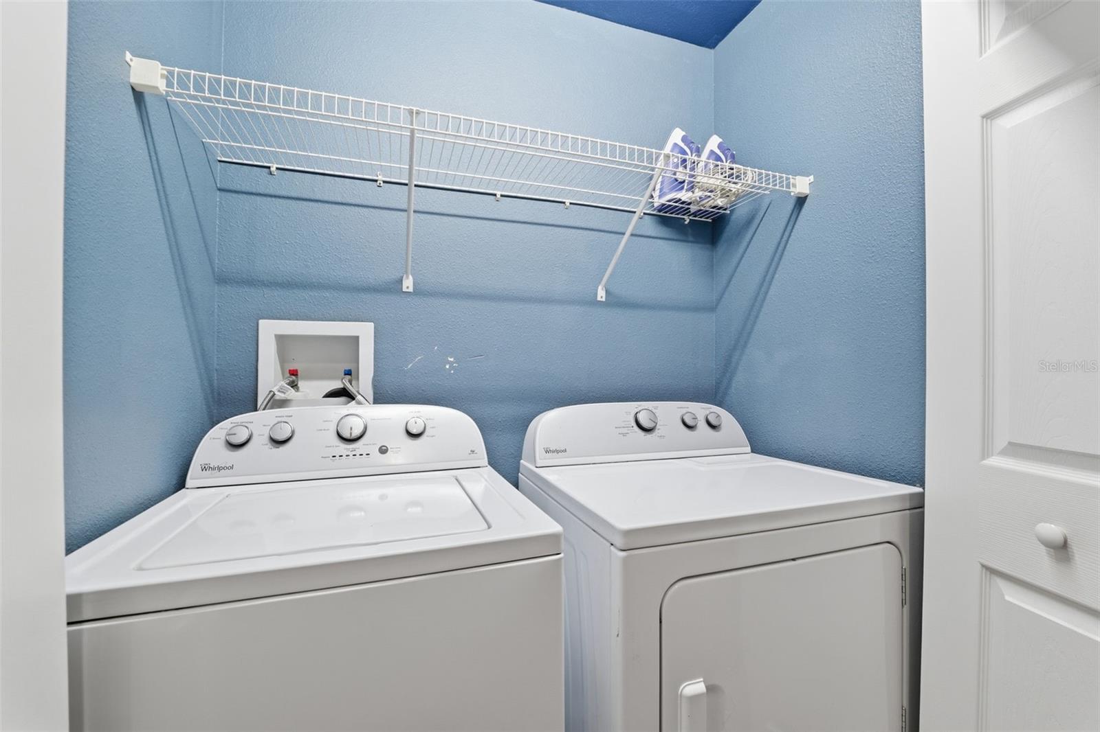 BAY ISLES TWNHMS - Residential