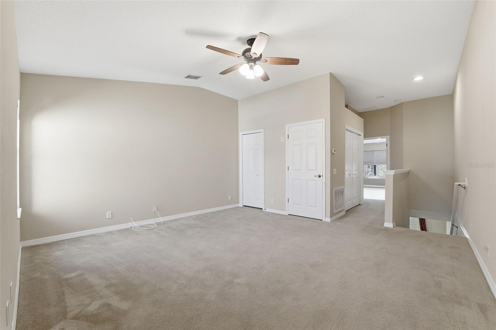 BAY ISLES TWNHMS - Residential