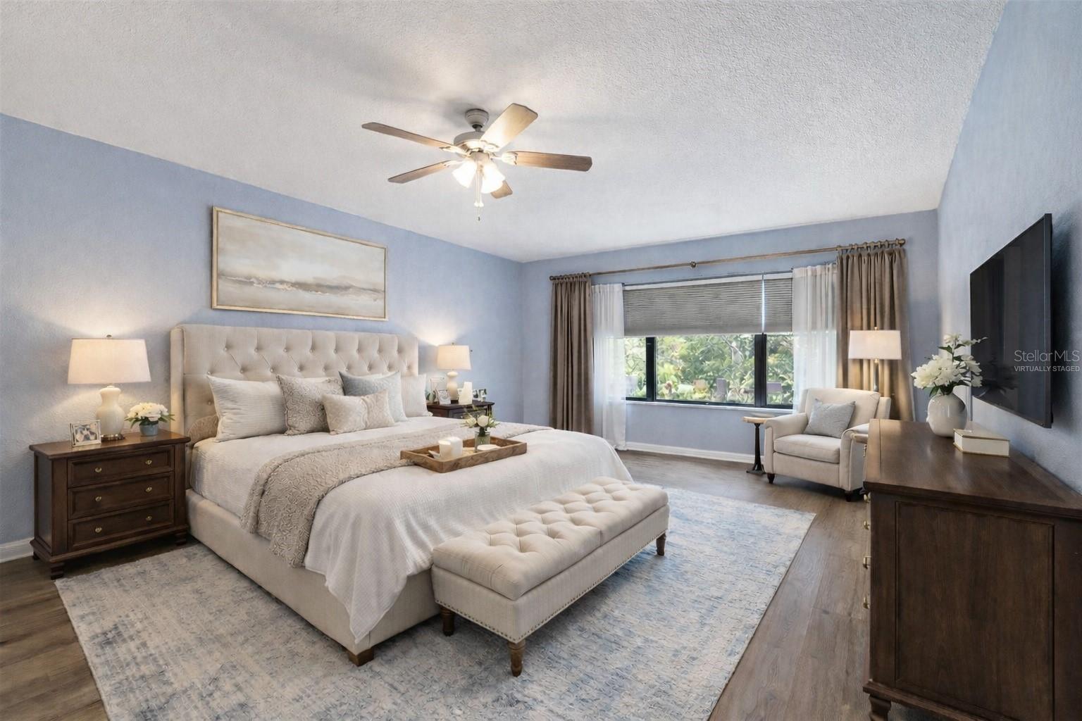 BAY ISLES TWNHMS - Residential