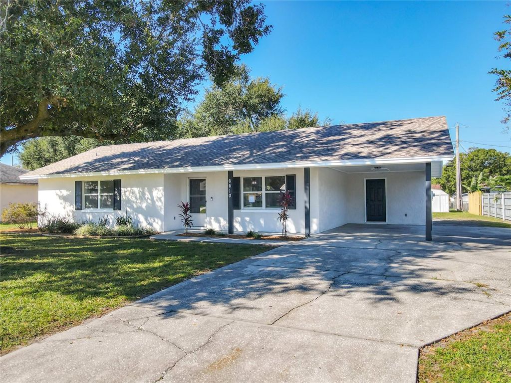 Photo of 6610 Chippendale Road, Lakeland, FL 33809 (MLS # L4956665)