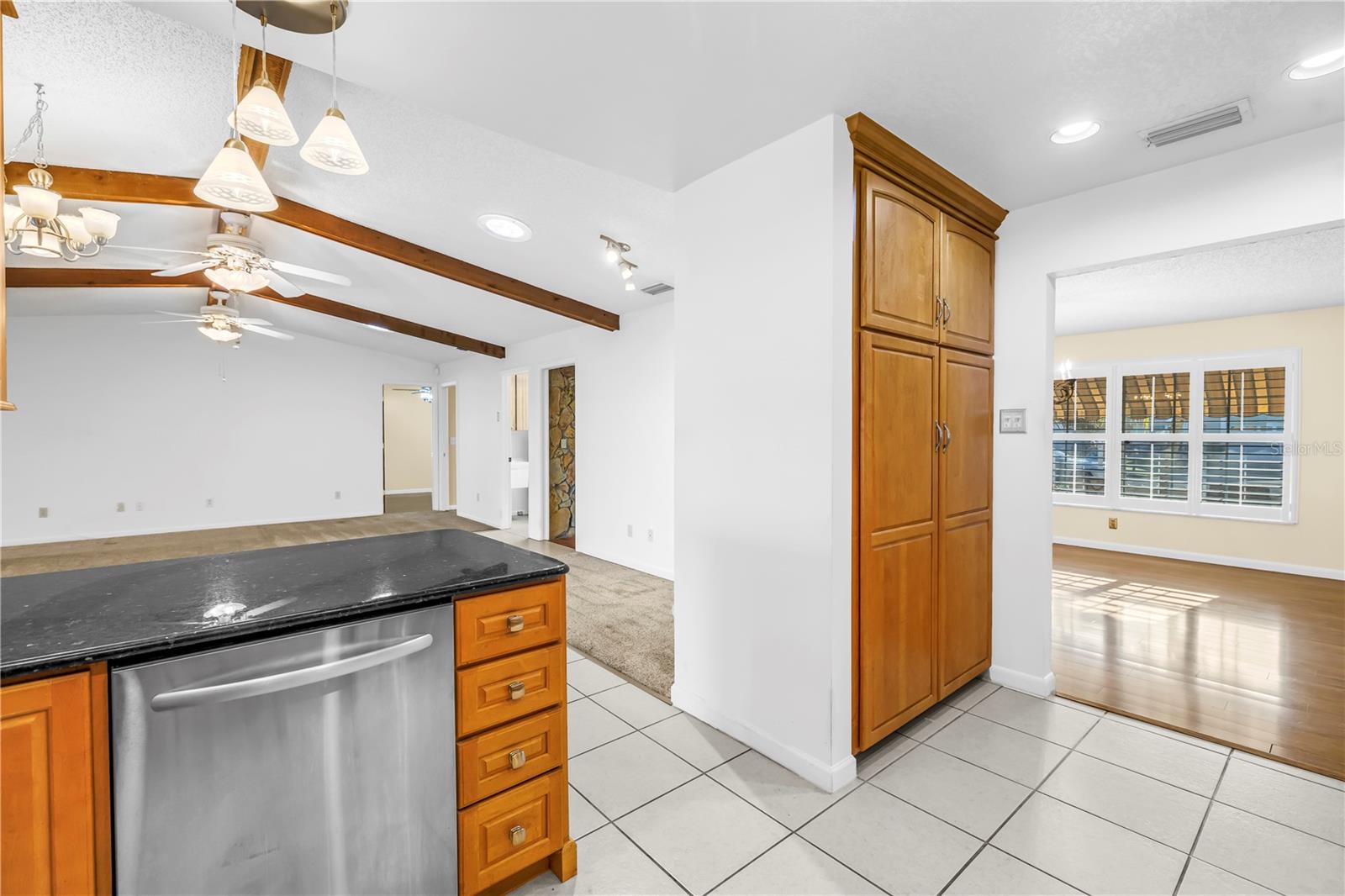 LAKESIDE ESTATES UNIT THREE - Residential