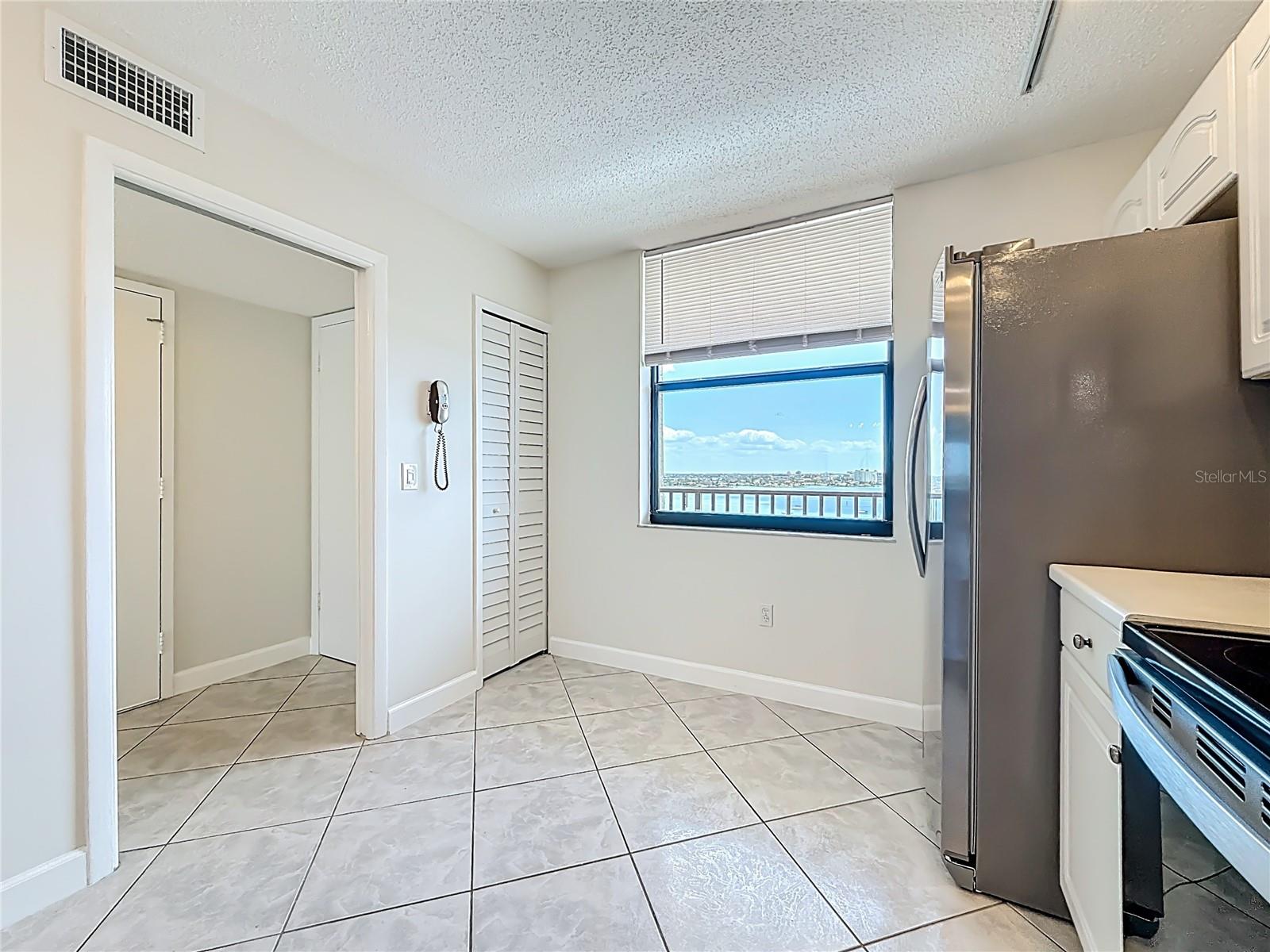 BAY ISLAND GROUP - Residential