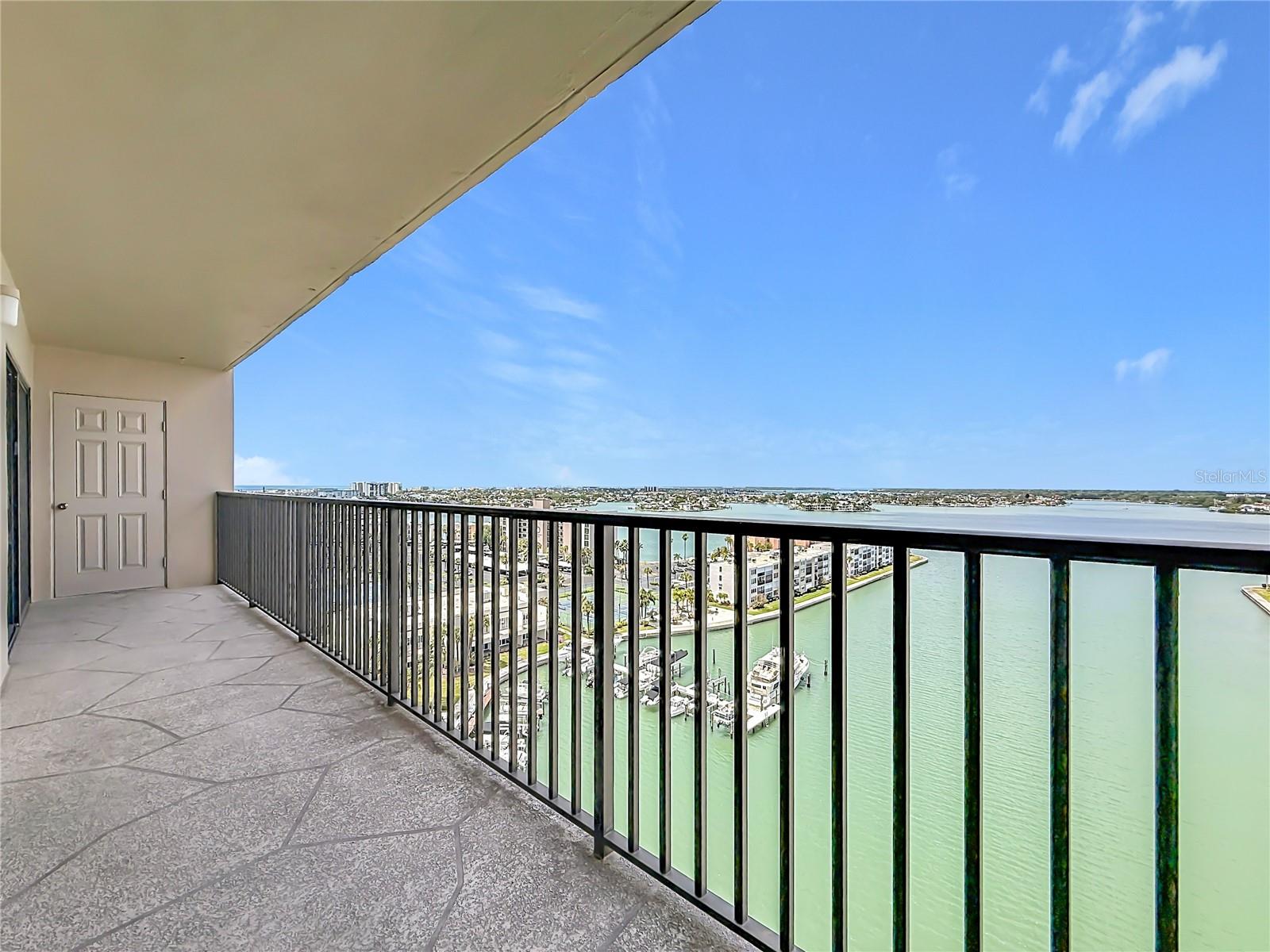BAY ISLAND GROUP - Residential