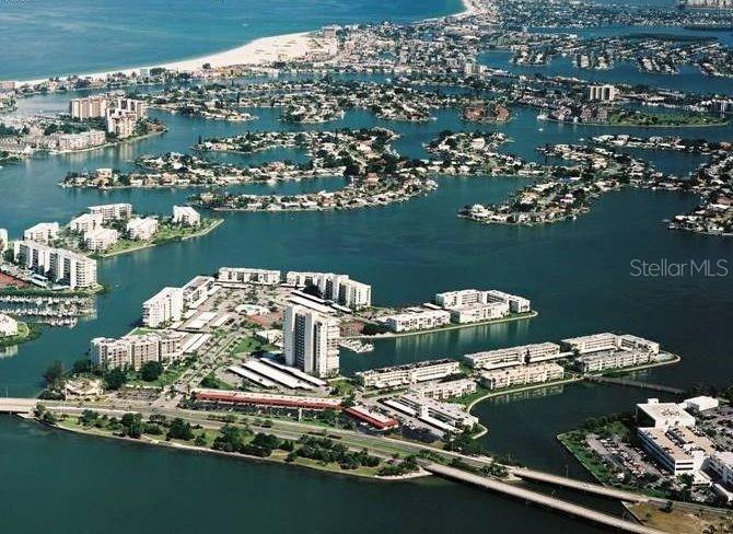 BAY ISLAND GROUP - Residential