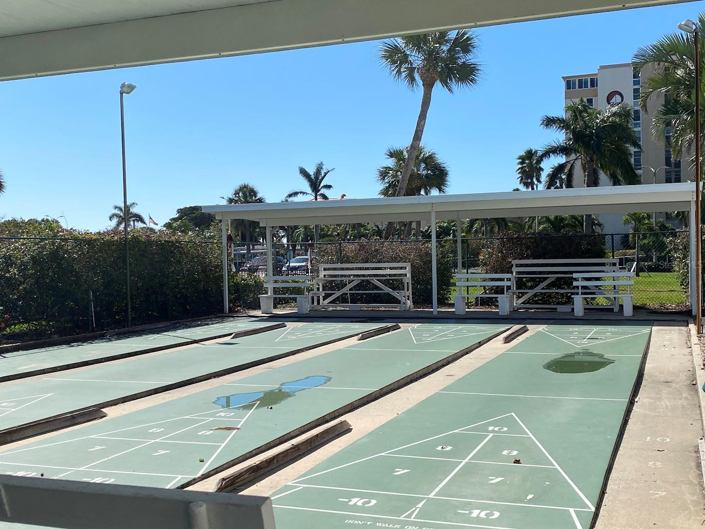 BAY ISLAND GROUP - Residential