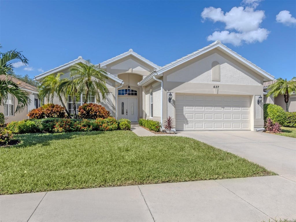 Photo of 637 Misty Pine Drive, Venice, FL 34292 (MLS # N6146309)