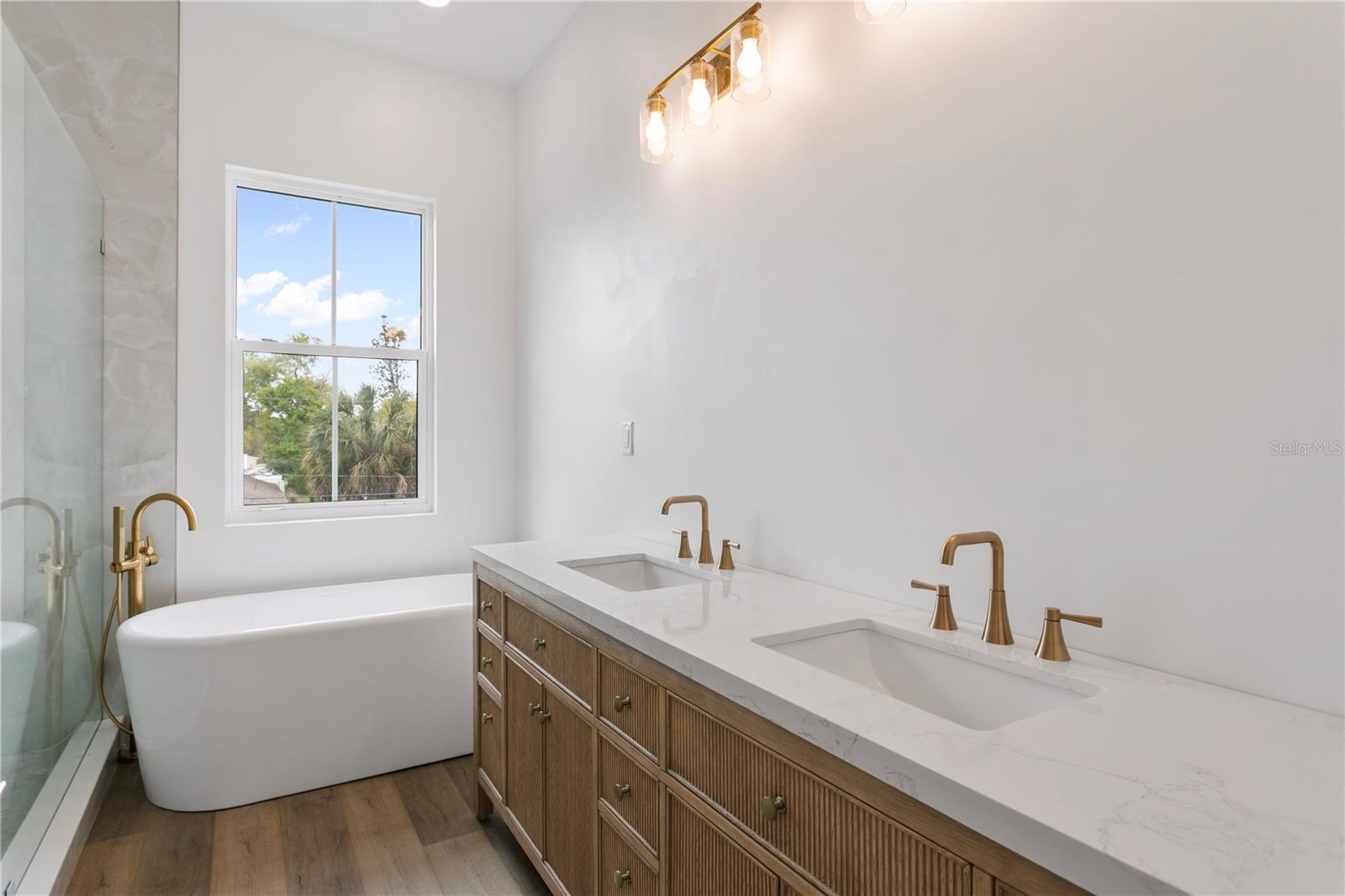 COFFEE POT BAYOU ADD SNELL & HAMLETTS - Residential