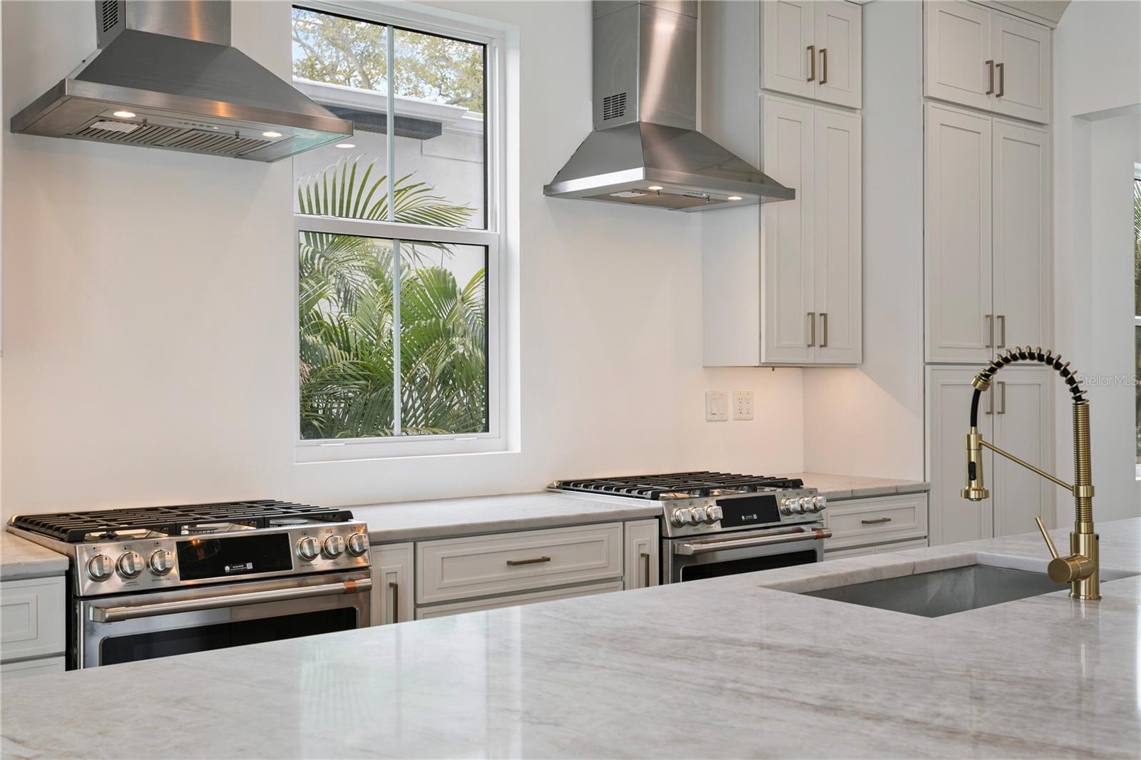 COFFEE POT BAYOU ADD SNELL & HAMLETTS - Residential