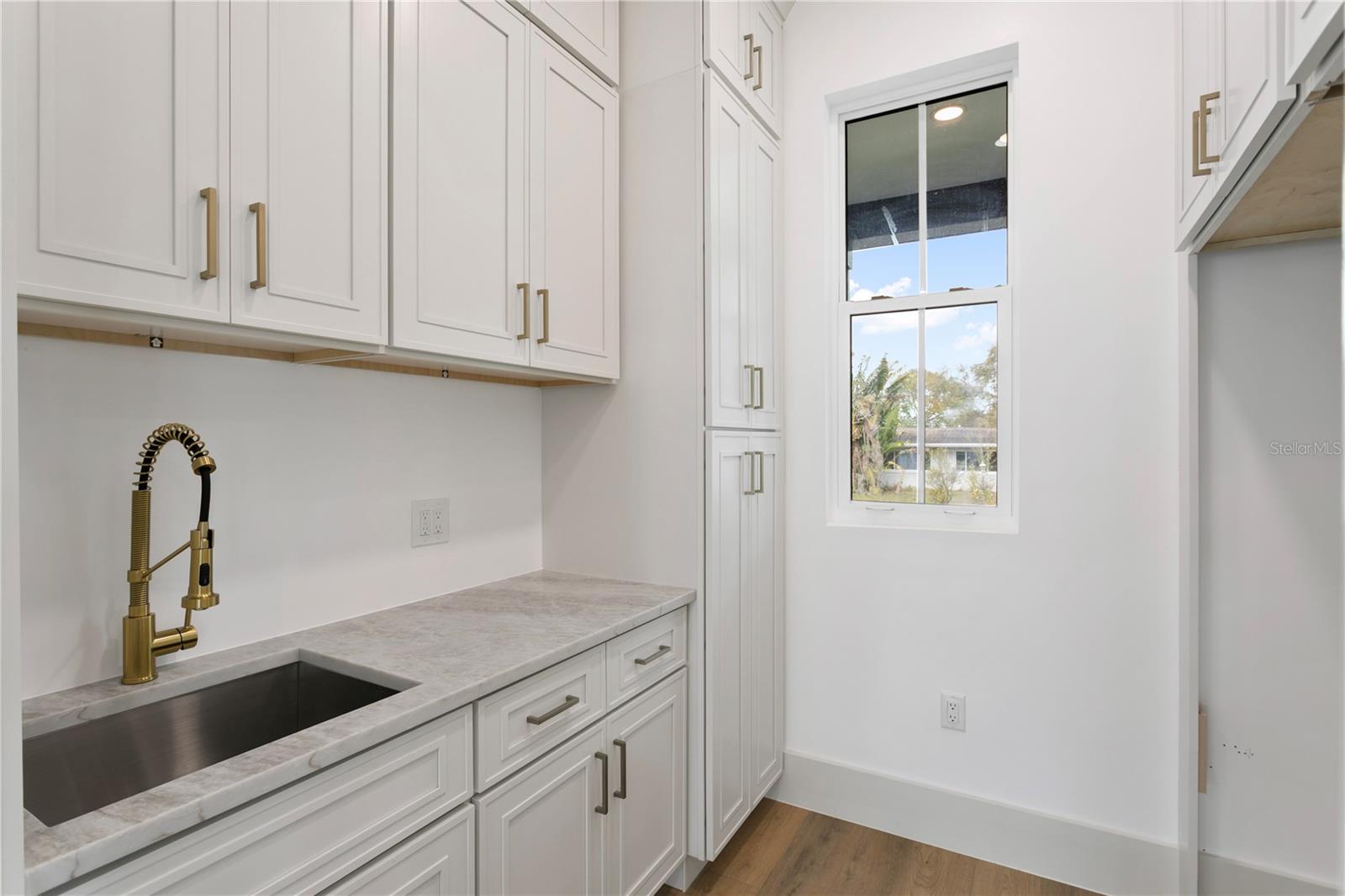 COFFEE POT BAYOU ADD SNELL & HAMLETTS - Residential