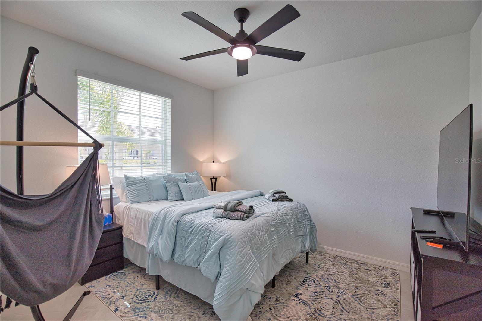 WELLEN PARK BLDG 100 - Residential Lease