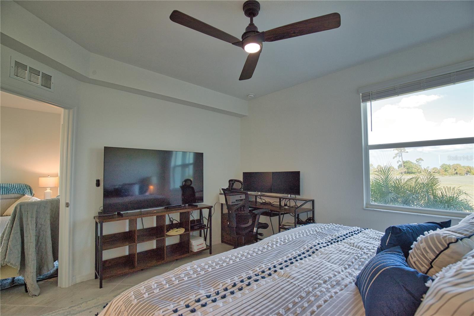 WELLEN PARK BLDG 100 - Residential Lease