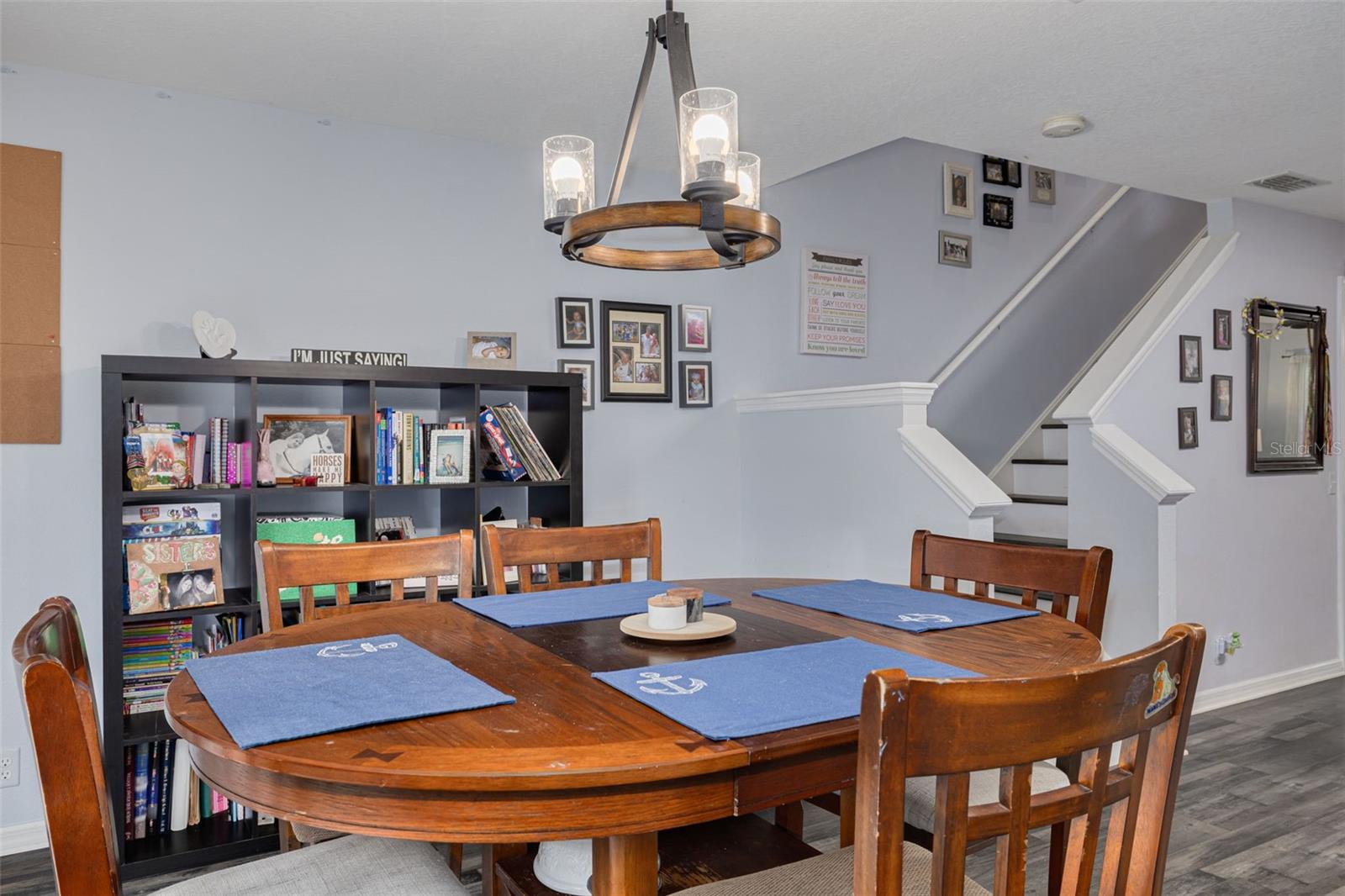 SUNSET POINTE TWNHMS - Residential