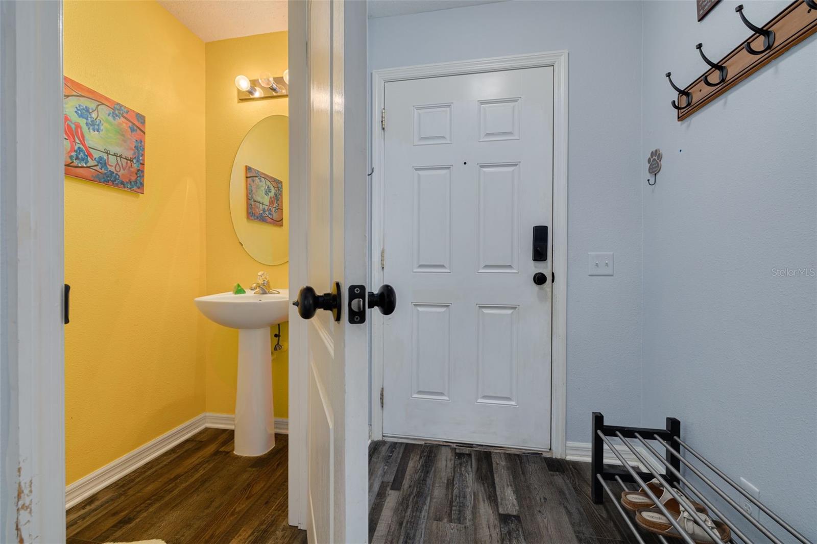 SUNSET POINTE TWNHMS - Residential