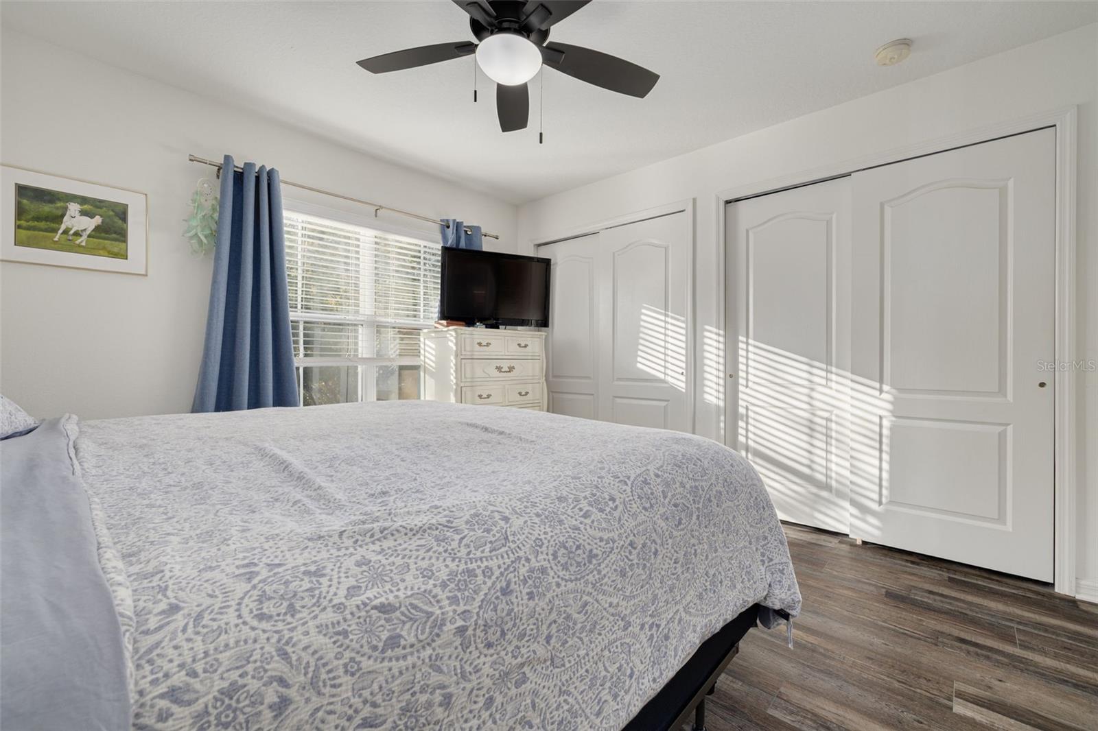 SUNSET POINTE TWNHMS - Residential