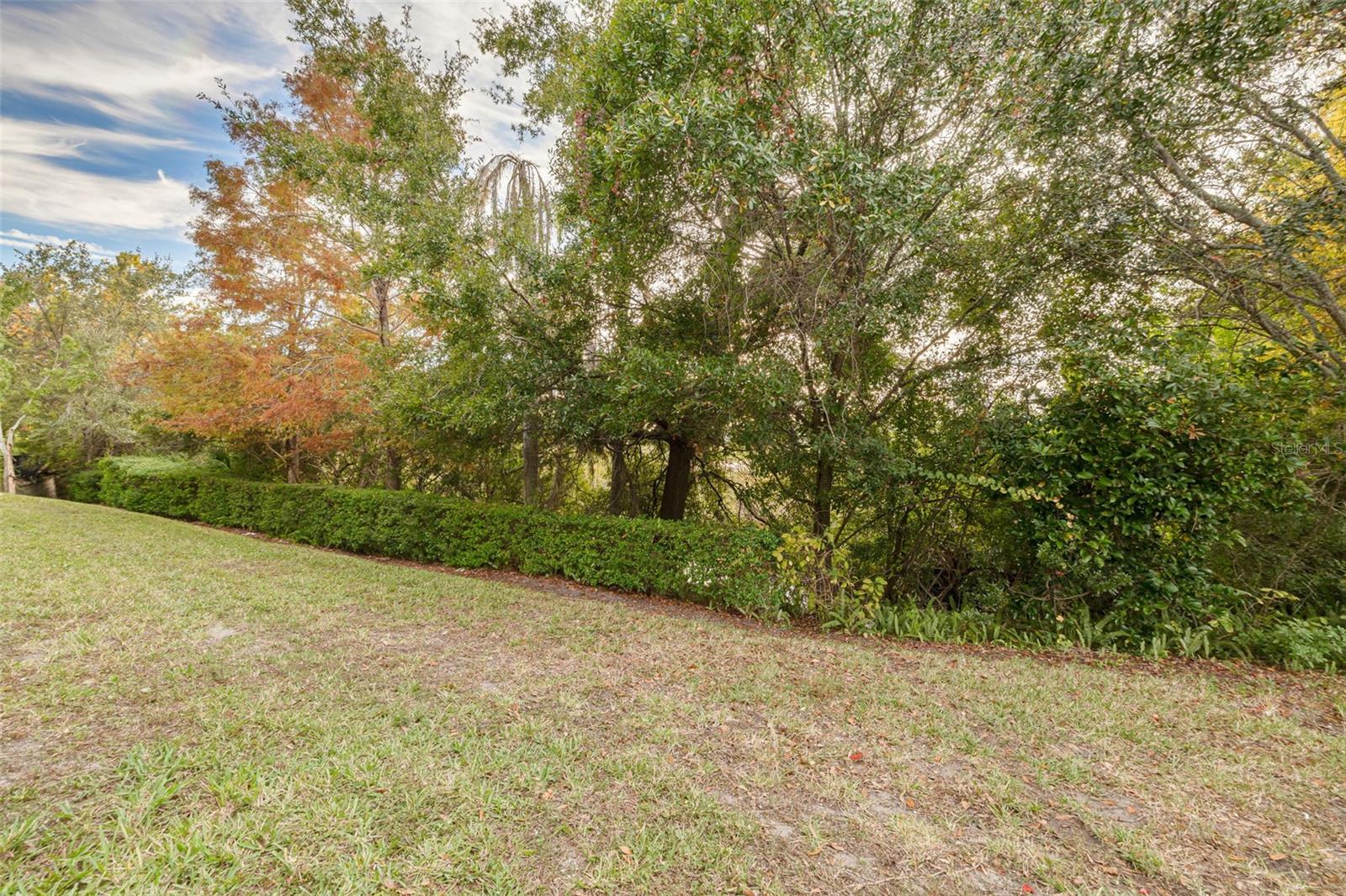 SUNSET POINTE TWNHMS - Residential