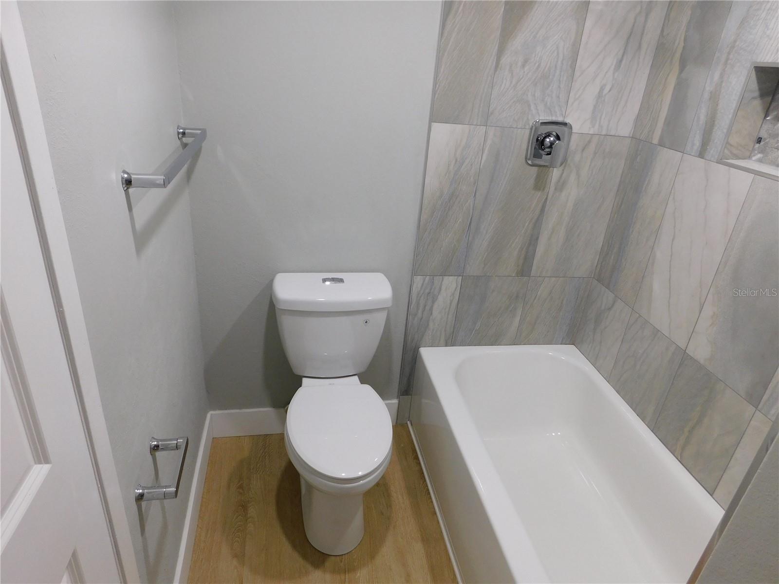 BERMUDA BAY BEACH CONDO - Residential Lease