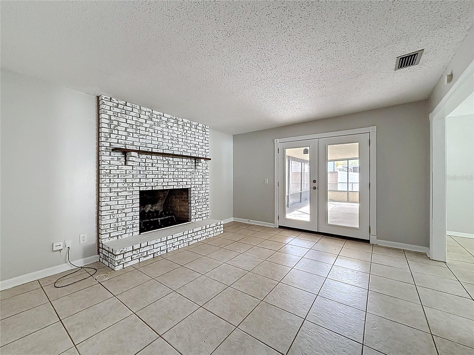 BELMONT PINES - Residential