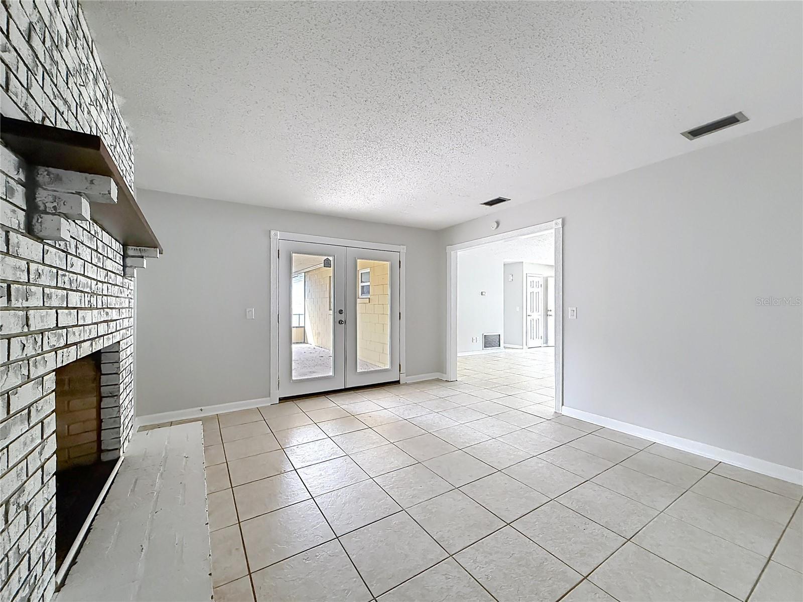 BELMONT PINES - Residential