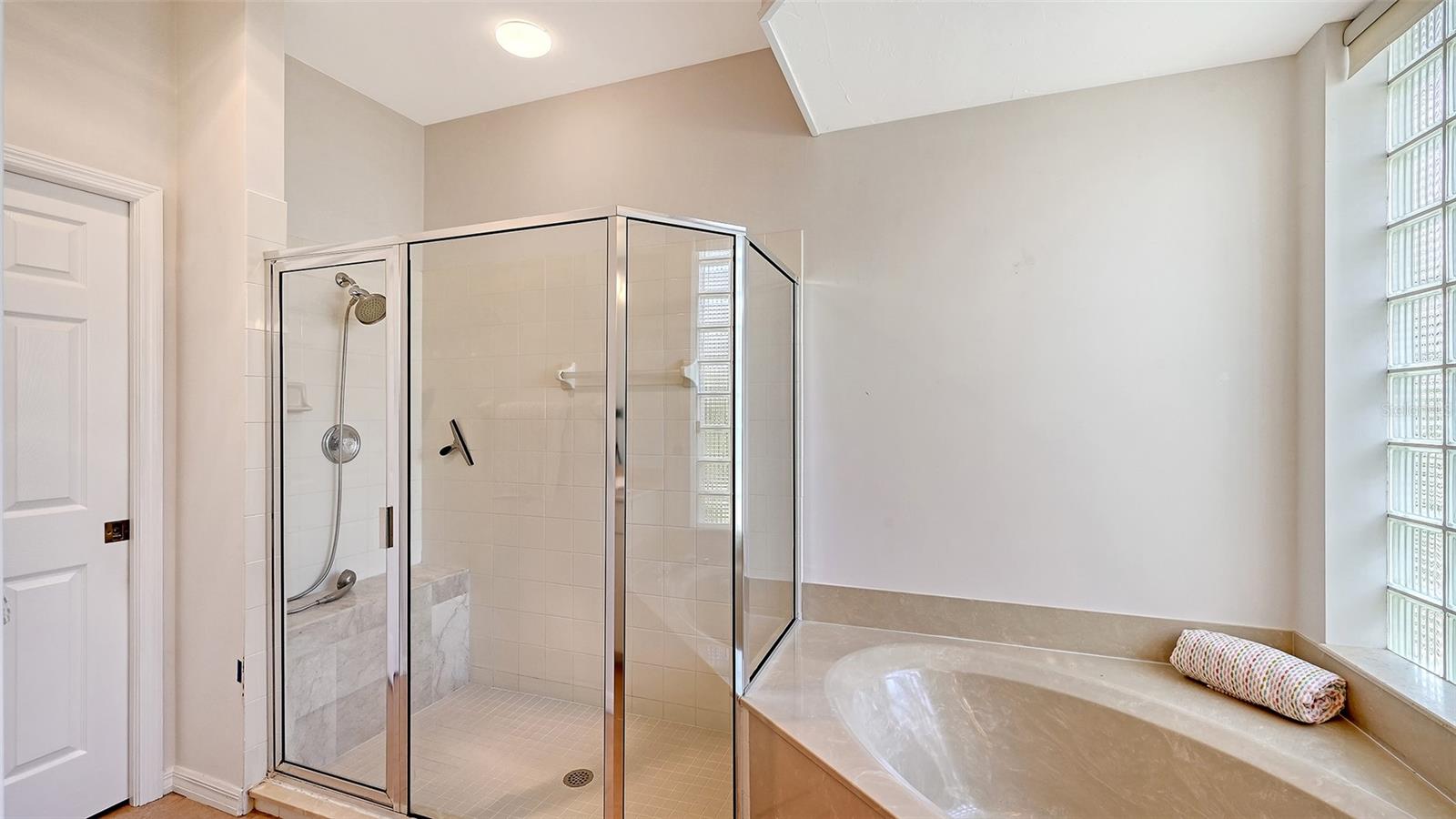 UNIVERSITY PARK - Residential