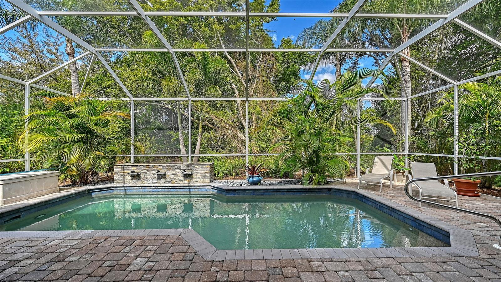 UNIVERSITY PARK - Residential