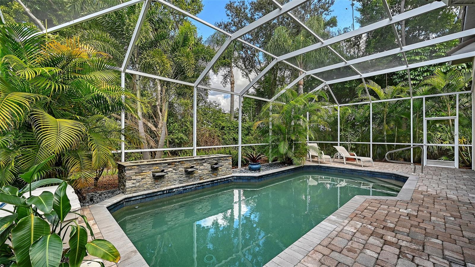 UNIVERSITY PARK - Residential