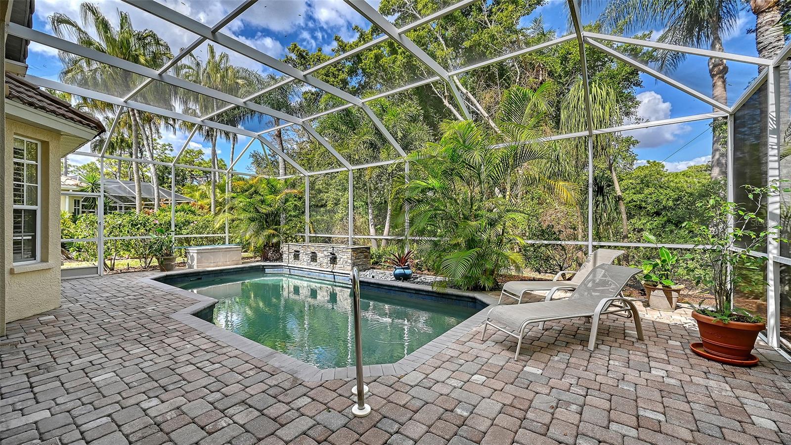 UNIVERSITY PARK - Residential