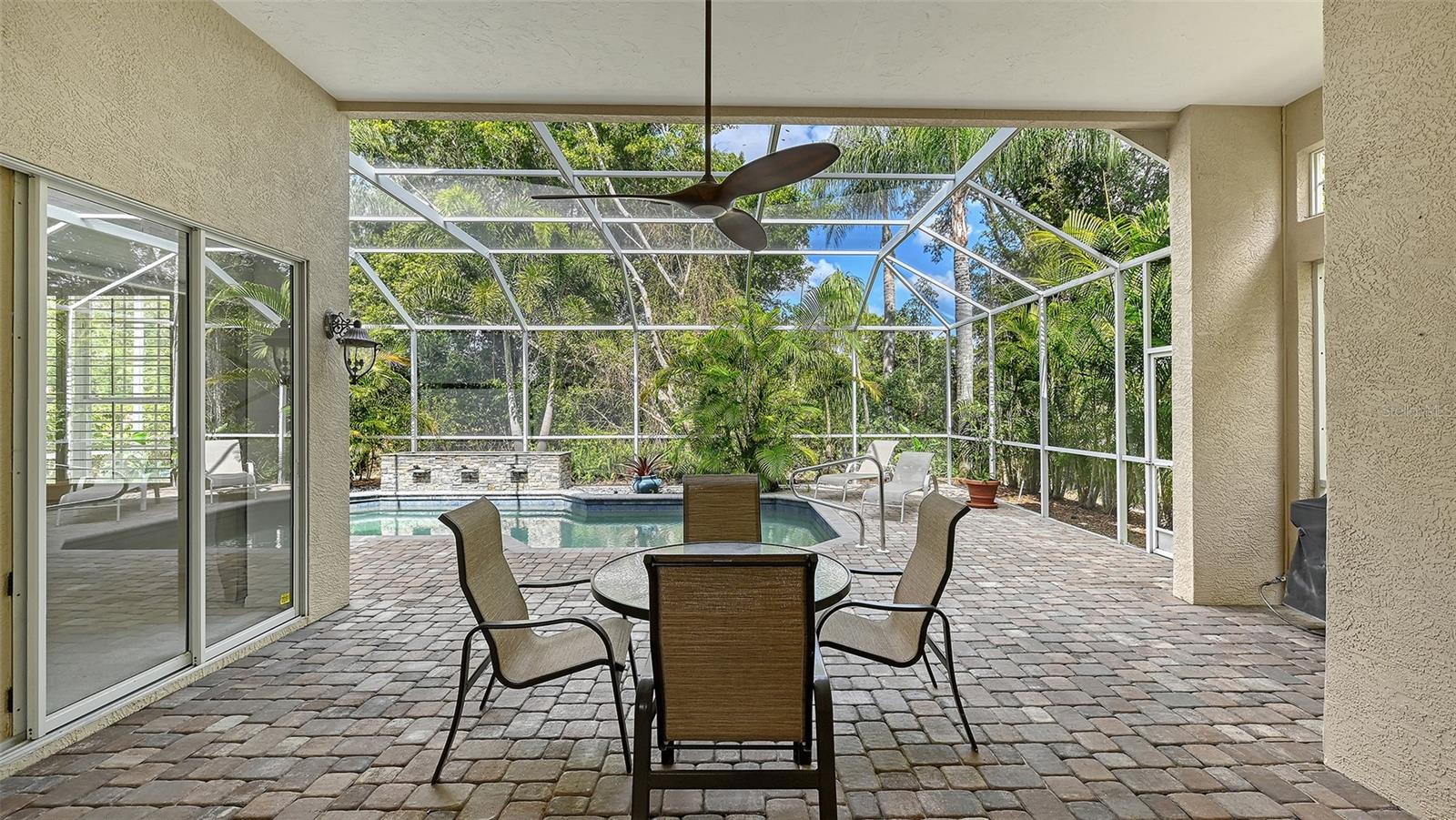 UNIVERSITY PARK - Residential