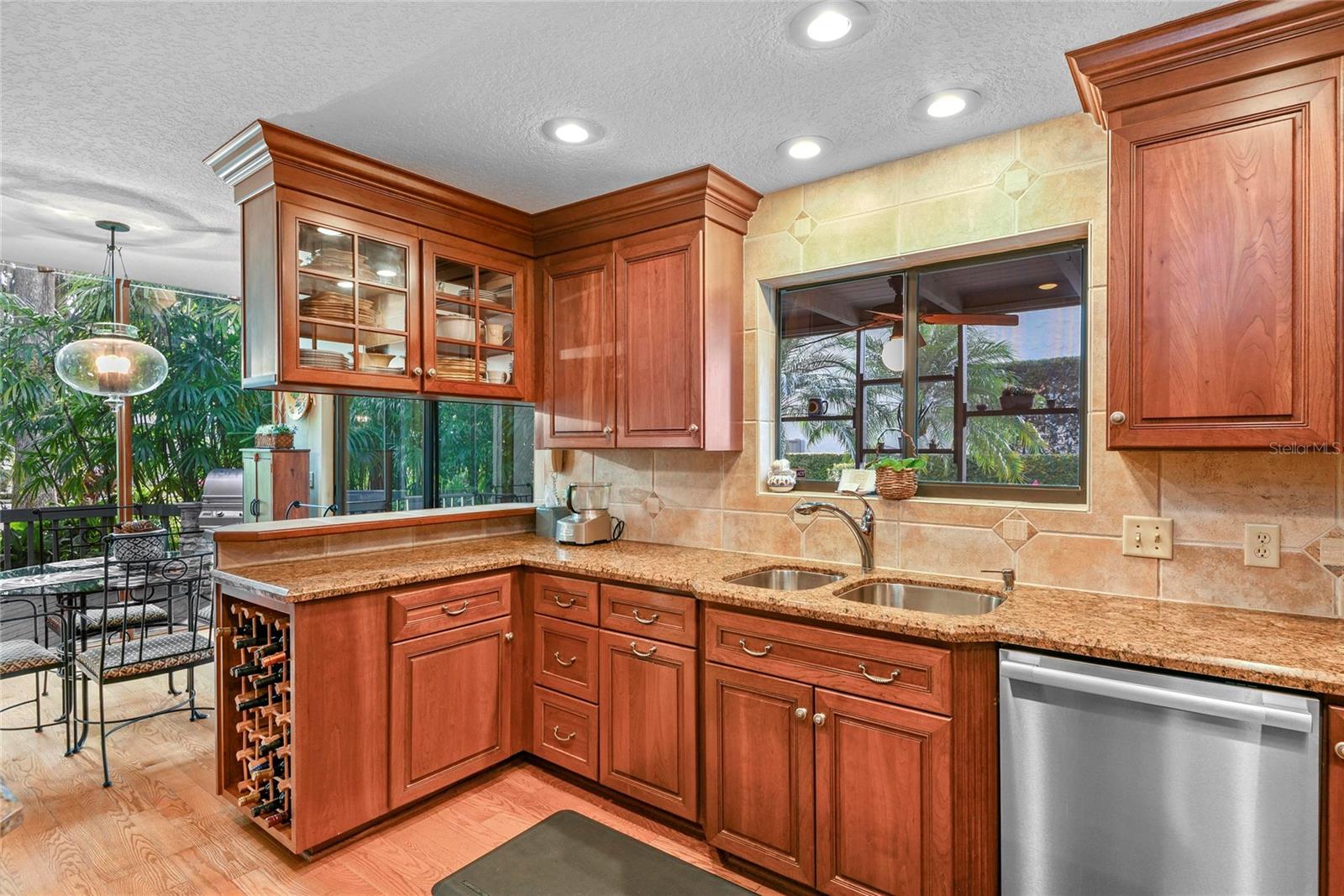 MAITLAND SHORES - Residential