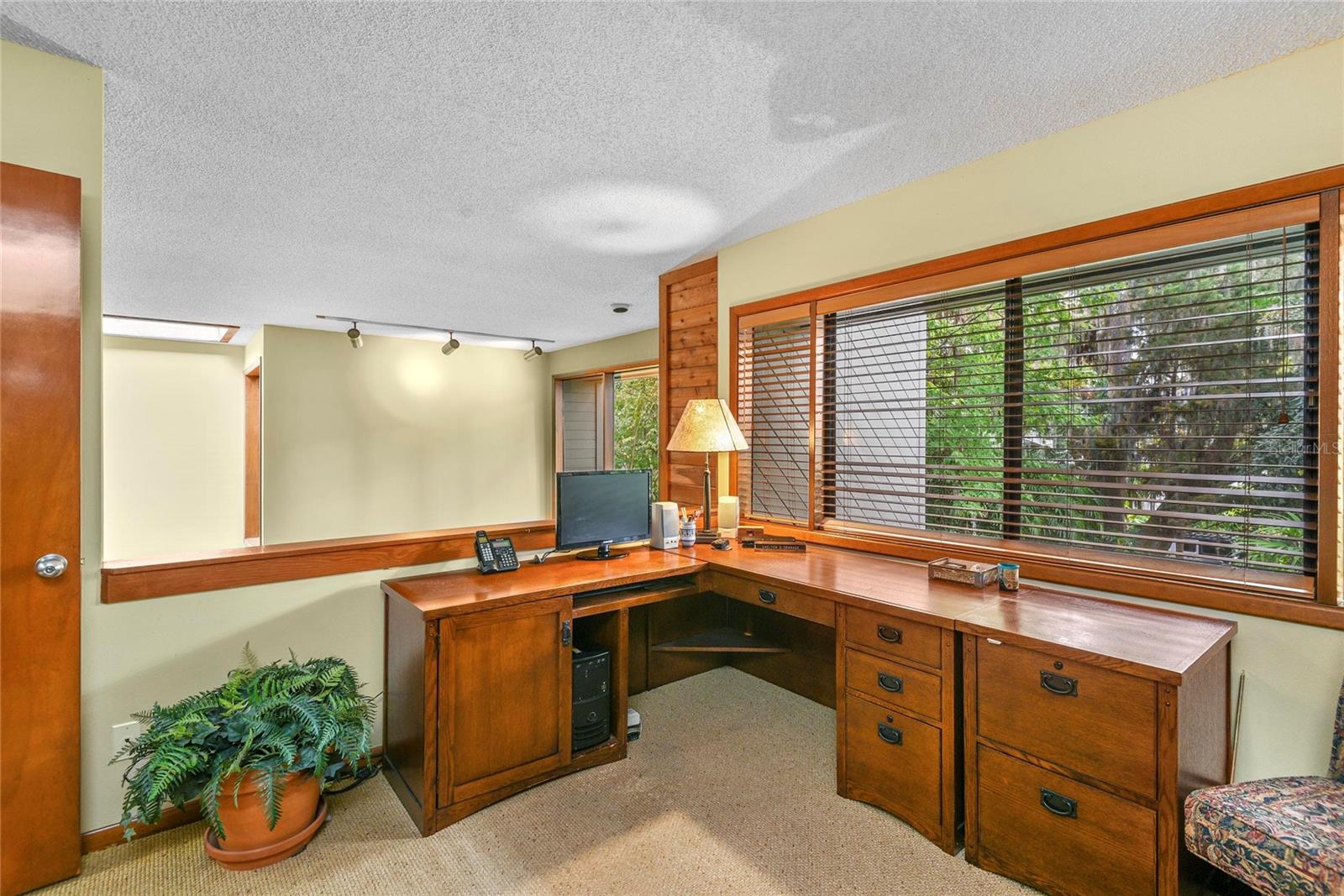 MAITLAND SHORES - Residential