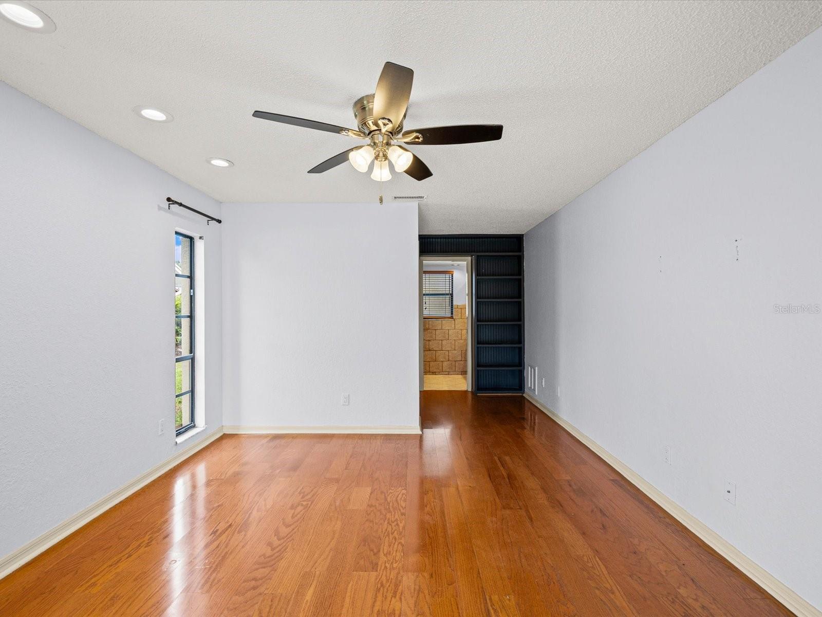 LAKE PARK UNIT IV - Residential