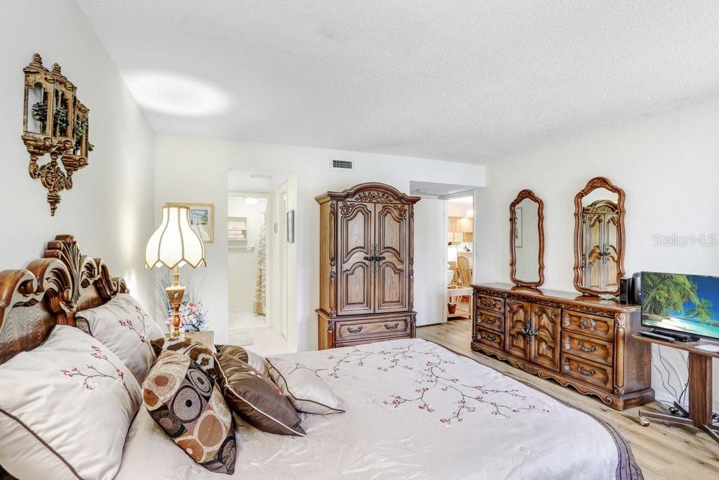 EAST LAKE WOODLANDS CONDO - Residential