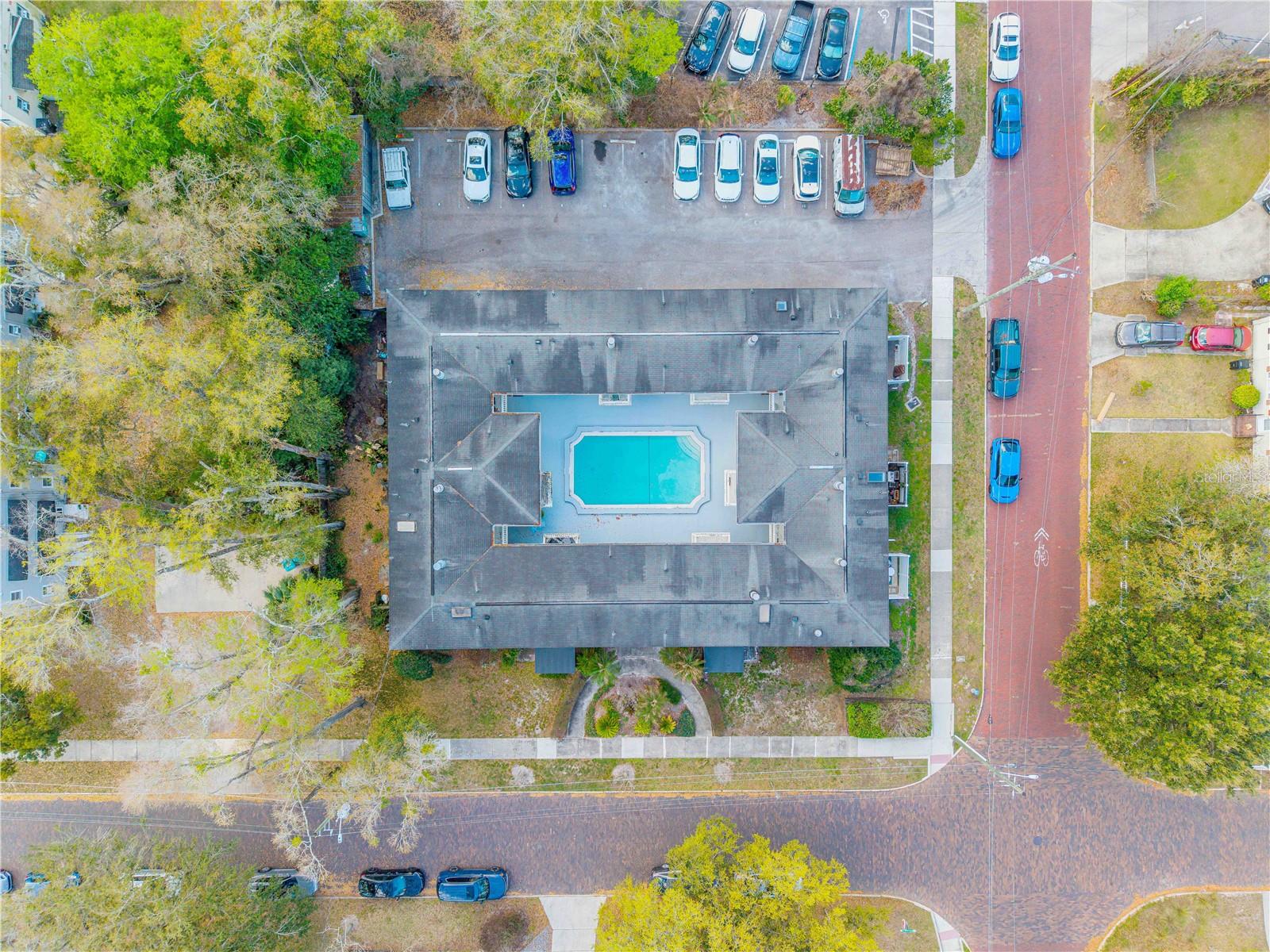 BOUGAINVILLA CONDO - Residential