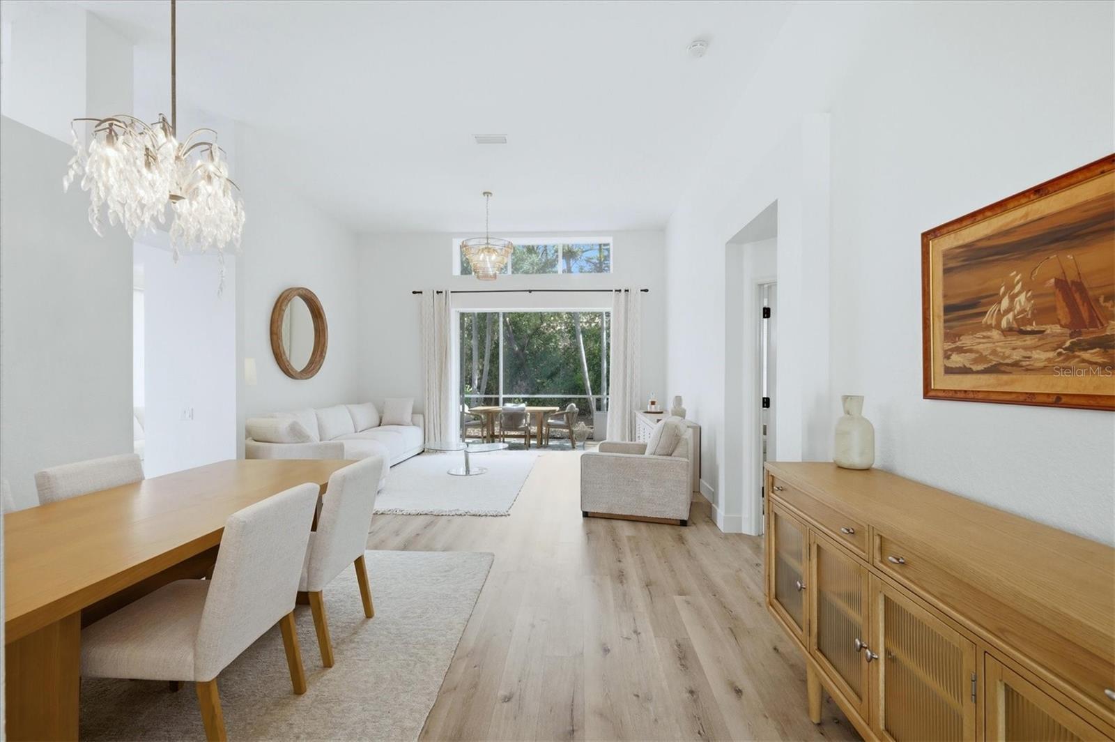 UNIVERSITY PARK COUNTRY CLUB - Residential