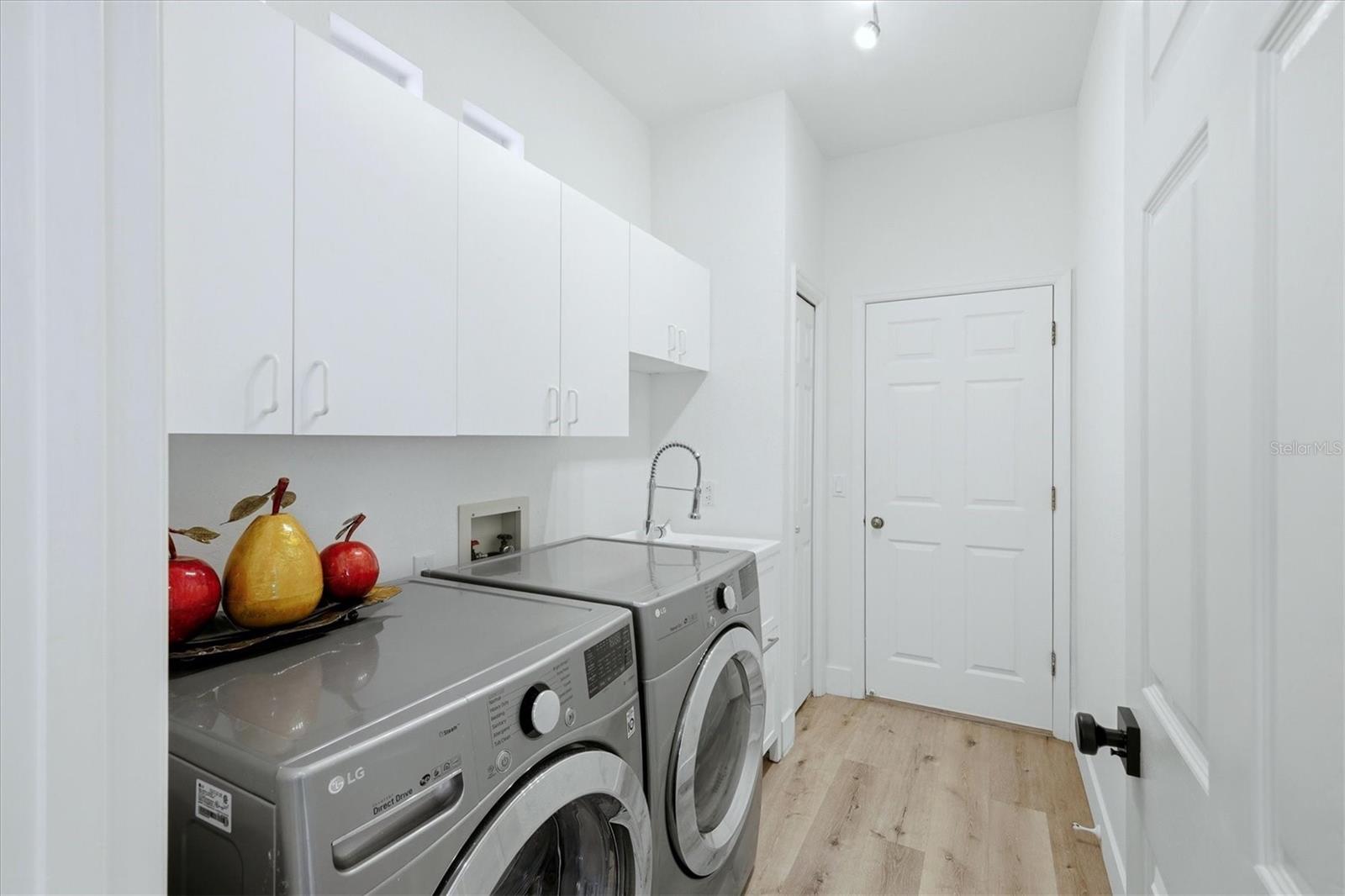 UNIVERSITY PARK COUNTRY CLUB - Residential