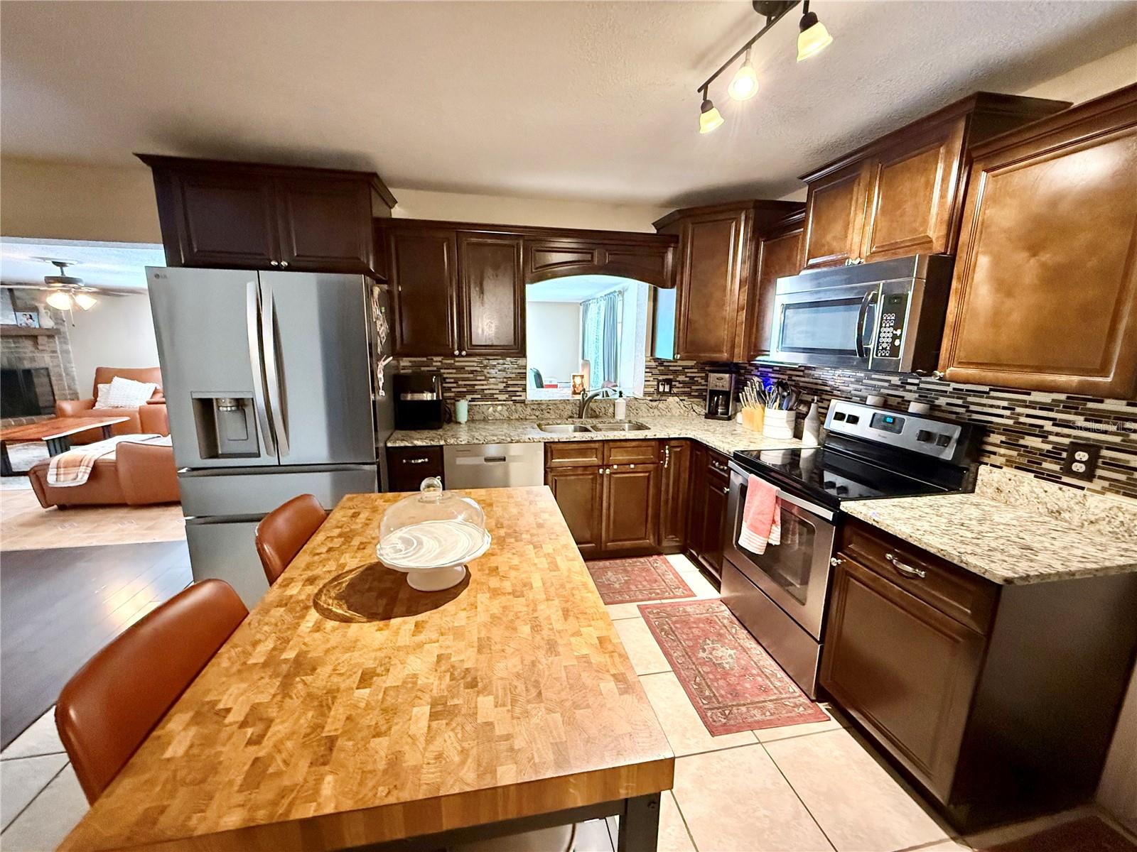 GIBSON PARK - Residential