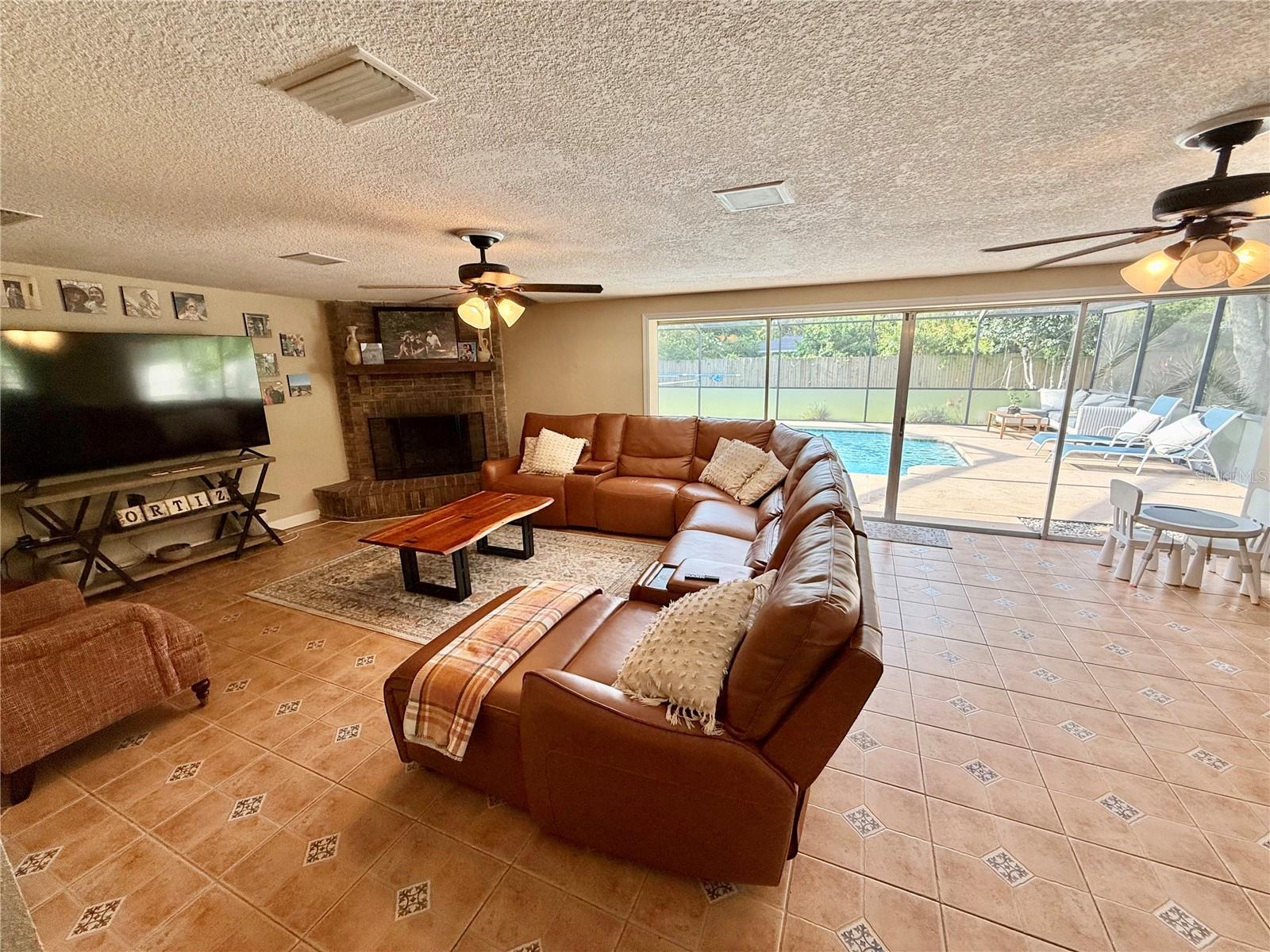 GIBSON PARK - Residential