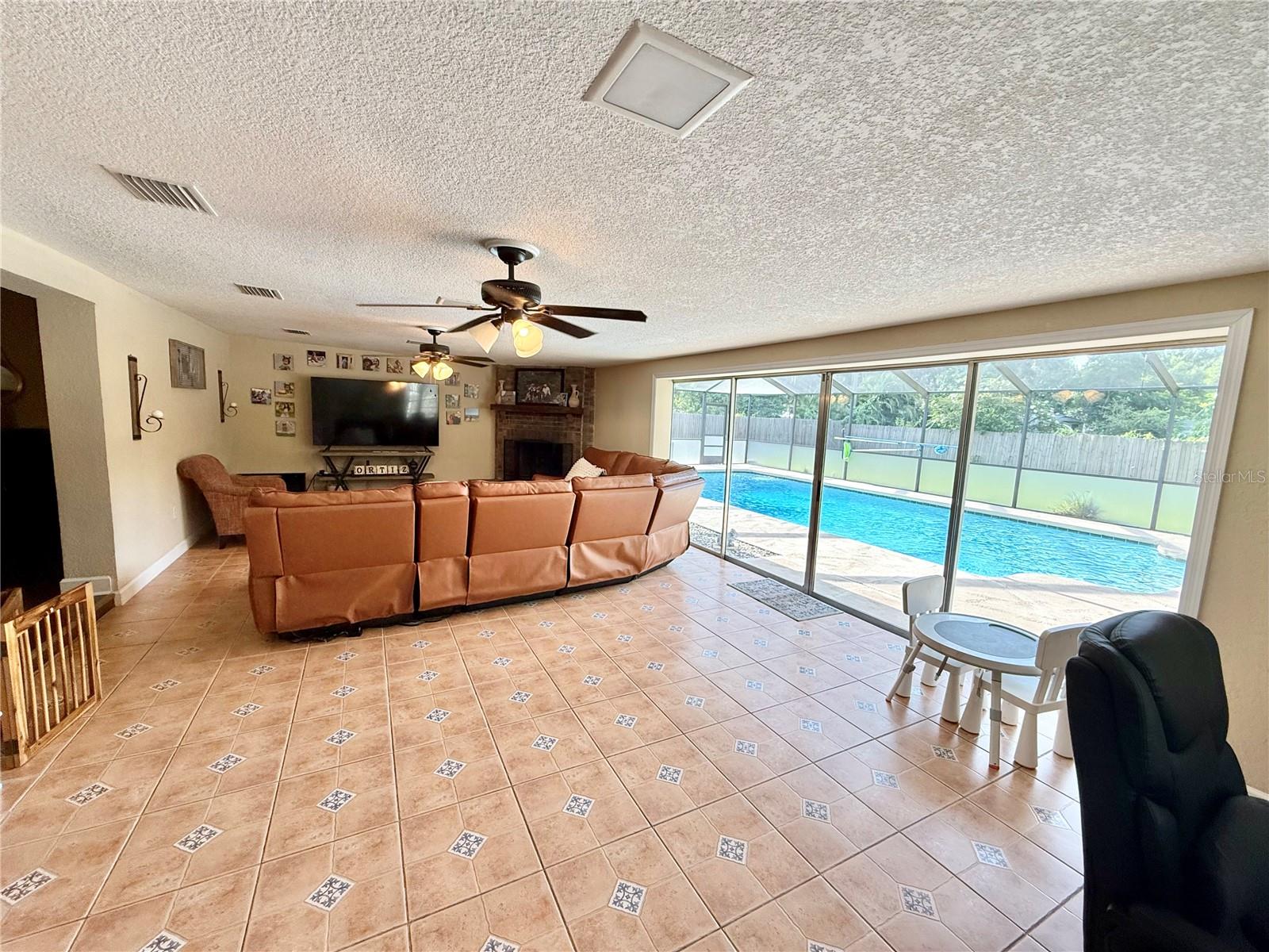 GIBSON PARK - Residential