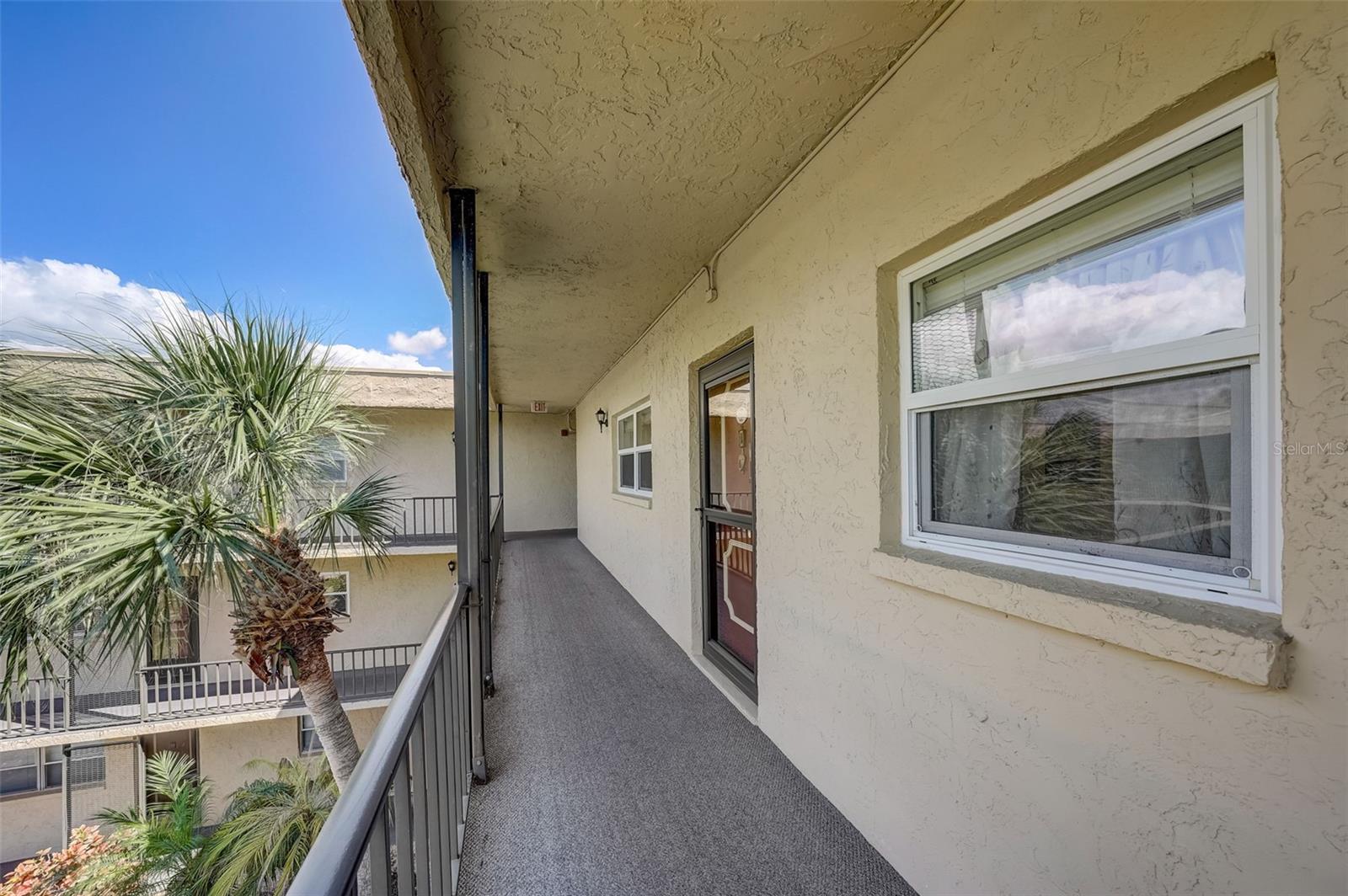 View LARGO, FL 33774 condo