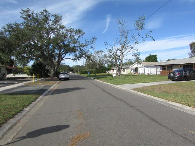 GANDY HWY SUB - Land