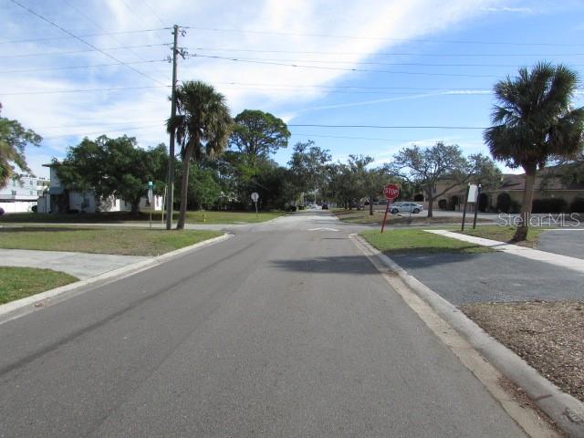 GANDY HWY SUB - Land