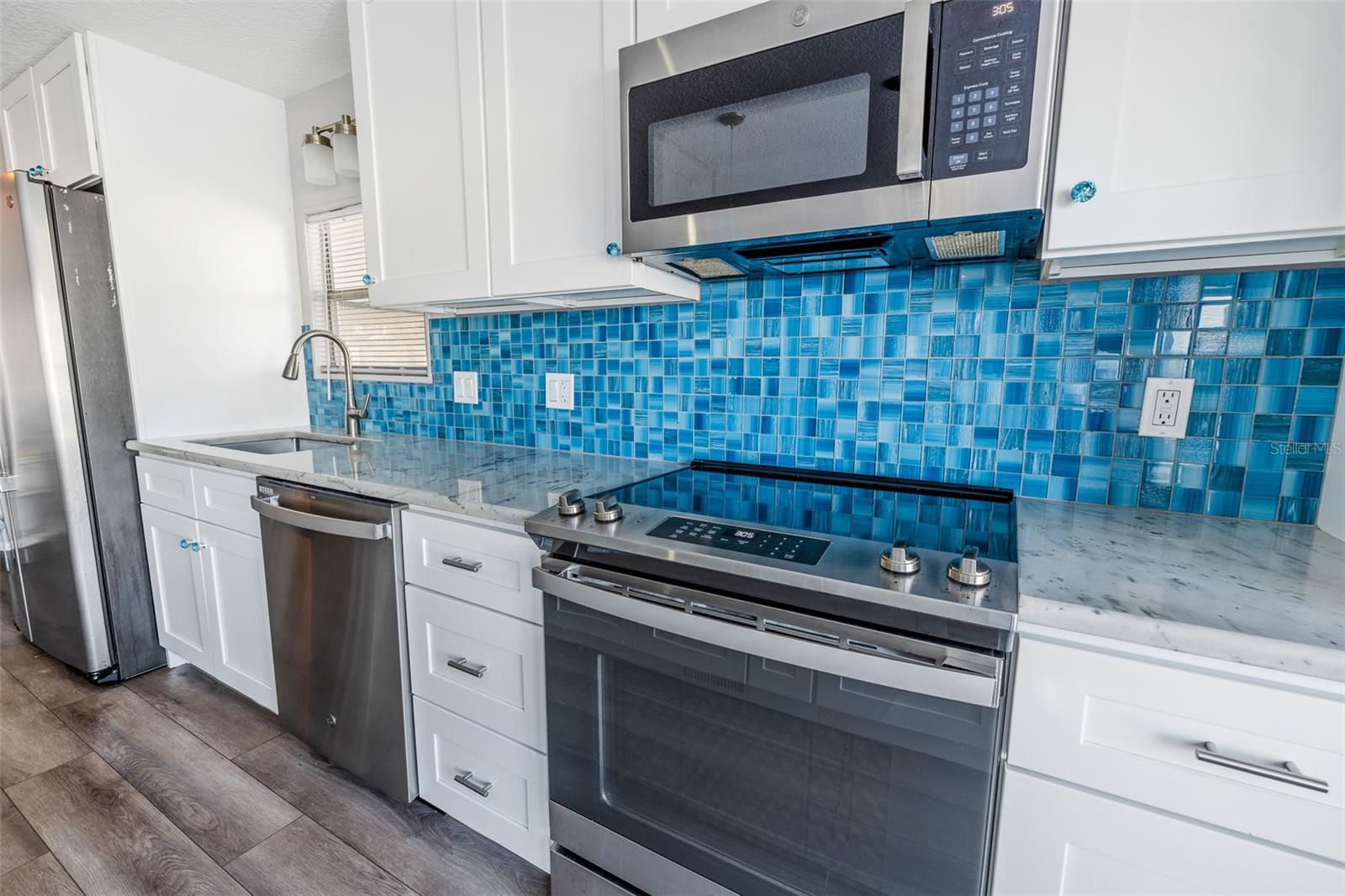 SOUTH WATERFRONT PARK - Residential