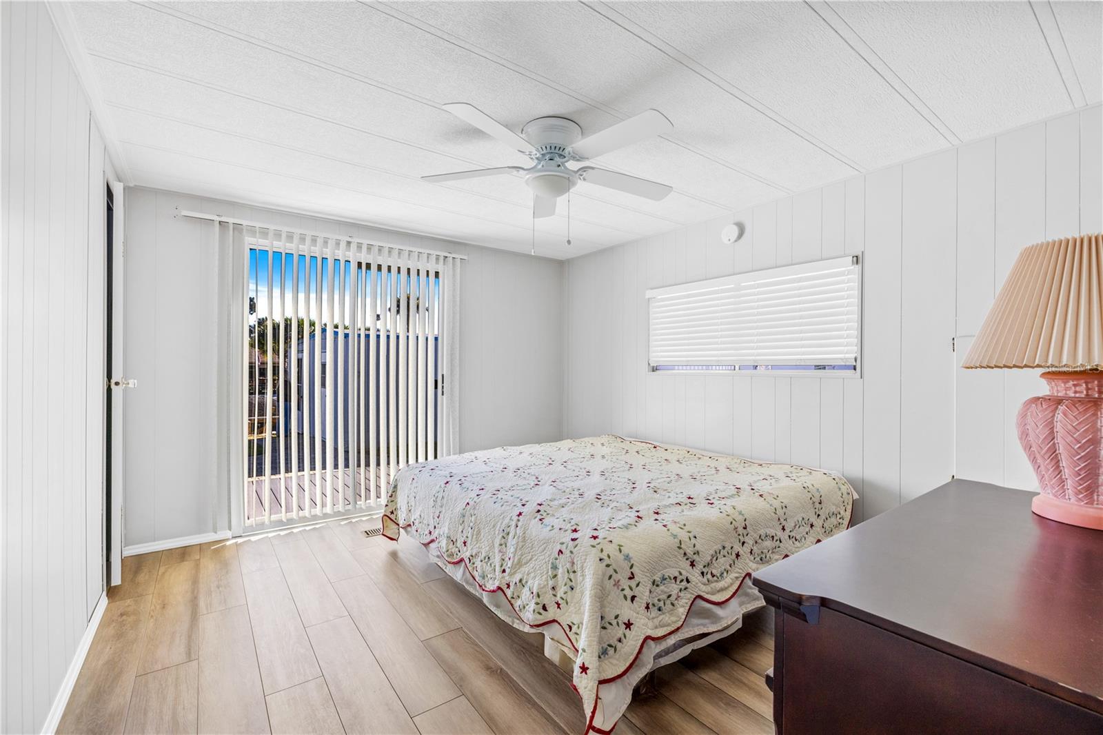 SOUTH WATERFRONT PARK - Residential